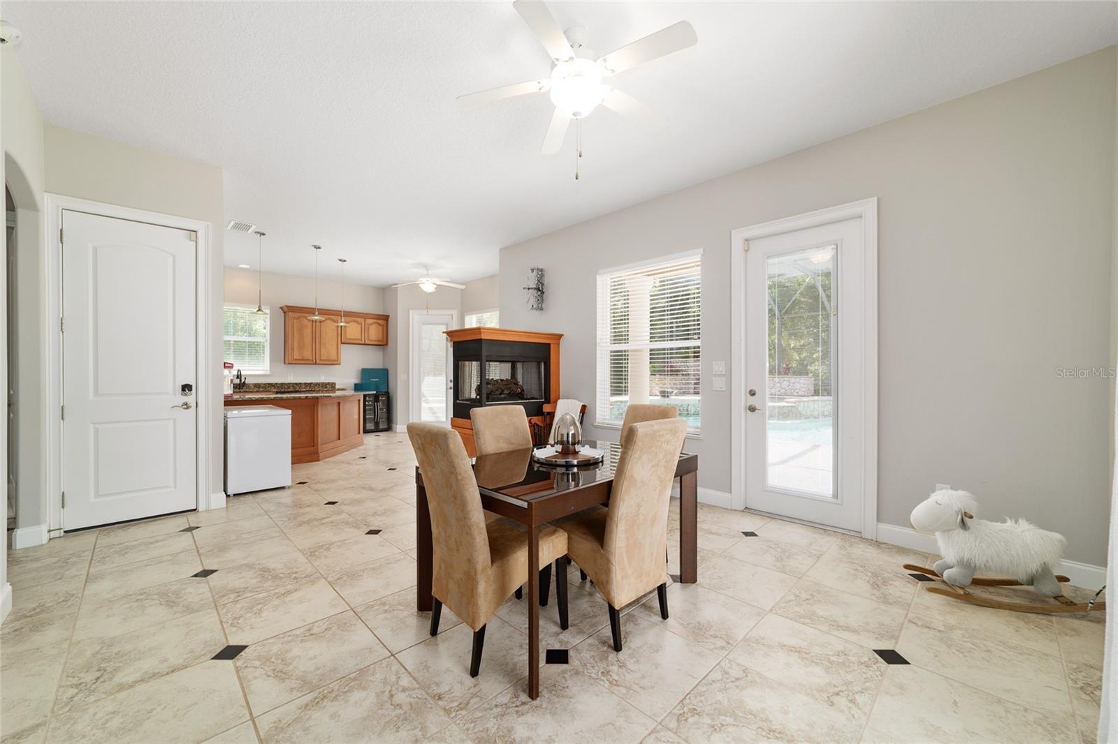 Image 59 of 88 For 2380 73rd Loop