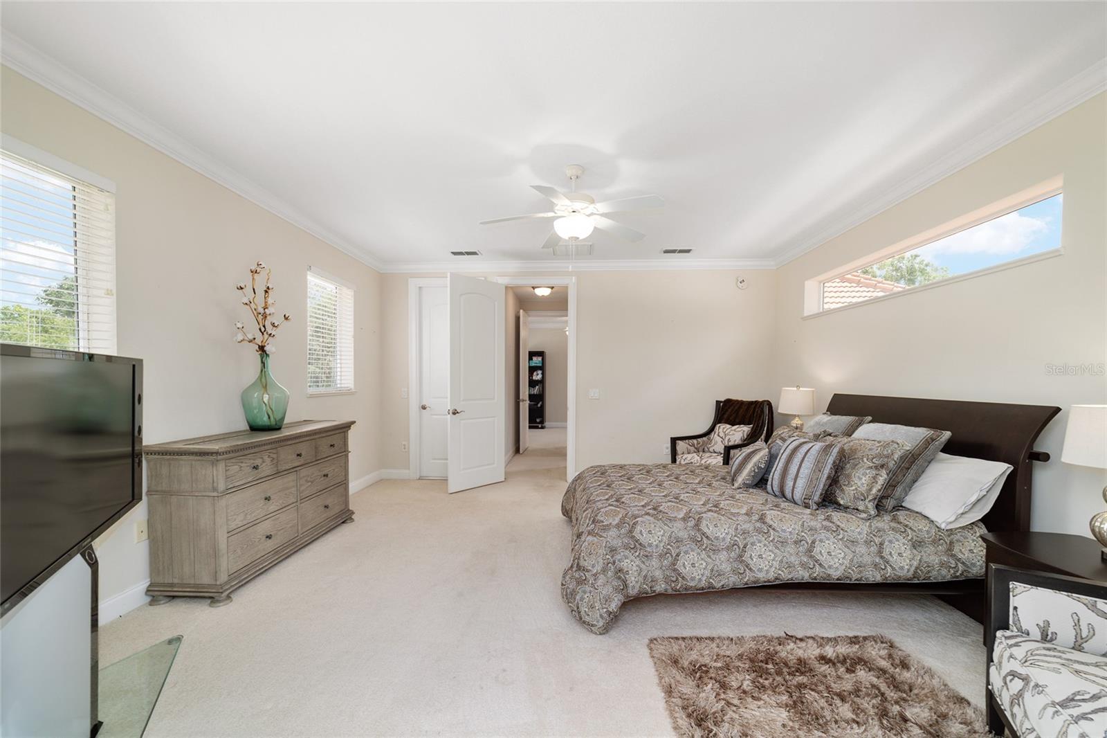 Image 69 of 88 For 2380 73rd Loop