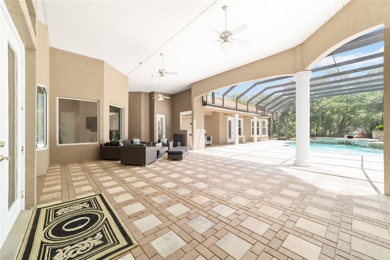 Image 73 of 88 For 2380 73rd Loop