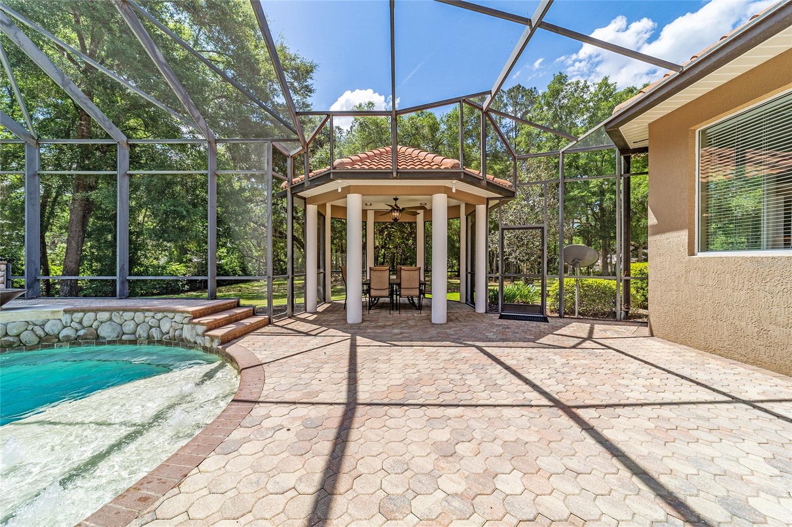 Image 79 of 88 For 2380 73rd Loop