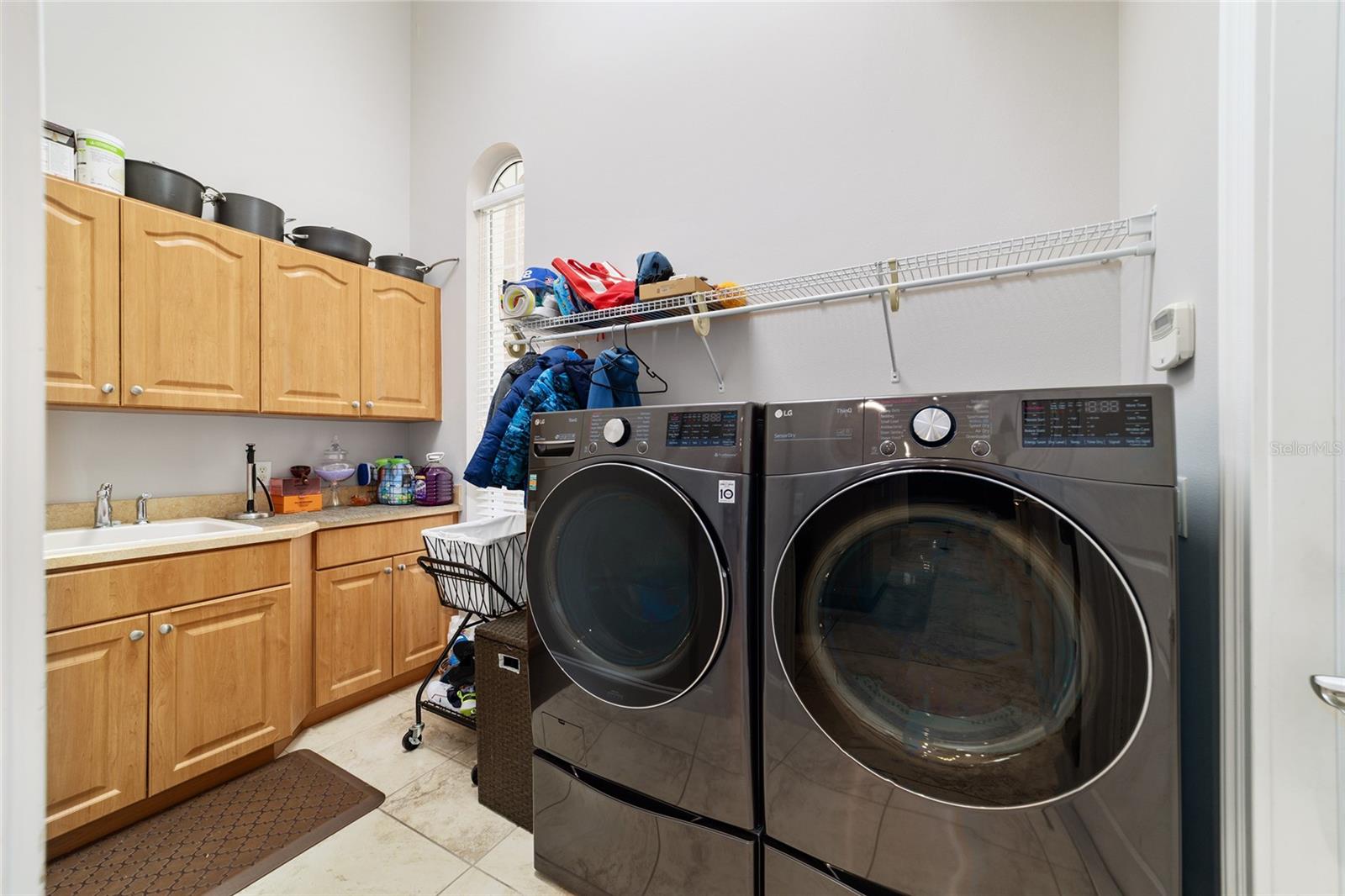 Image 84 of 88 For 2380 73rd Loop