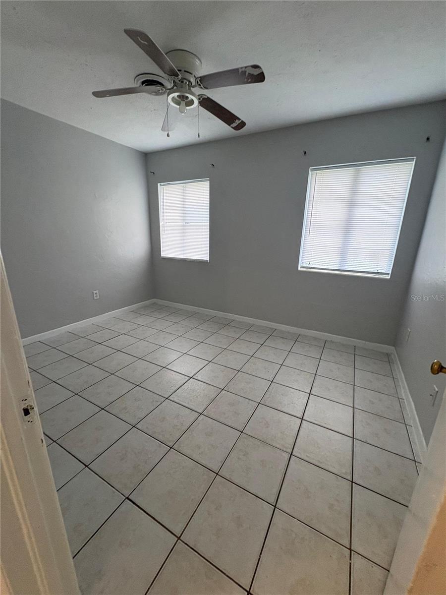 Image 14 of 23 For 1137 9th Street