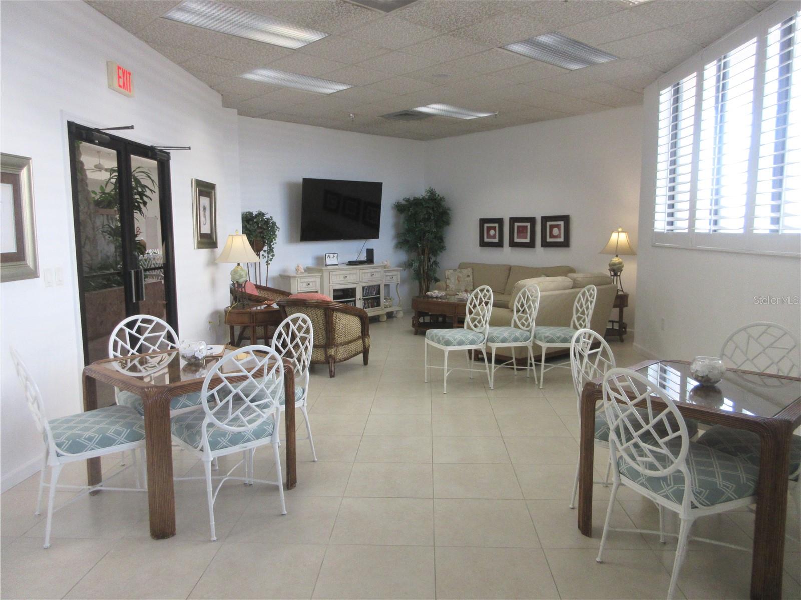 Image 21 of 31 For 3023 Atlantic Avenue 2070