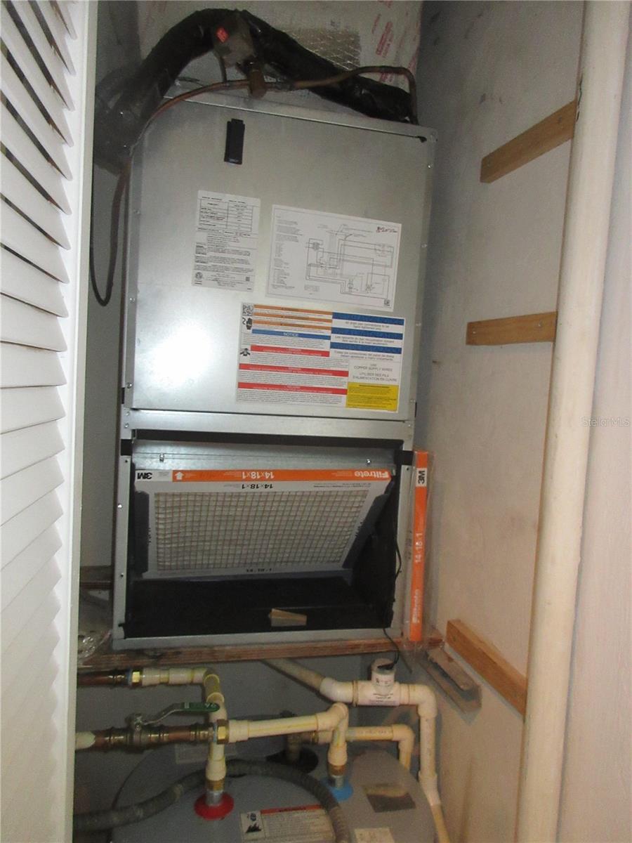 Image 29 of 31 For 3023 Atlantic Avenue 2070