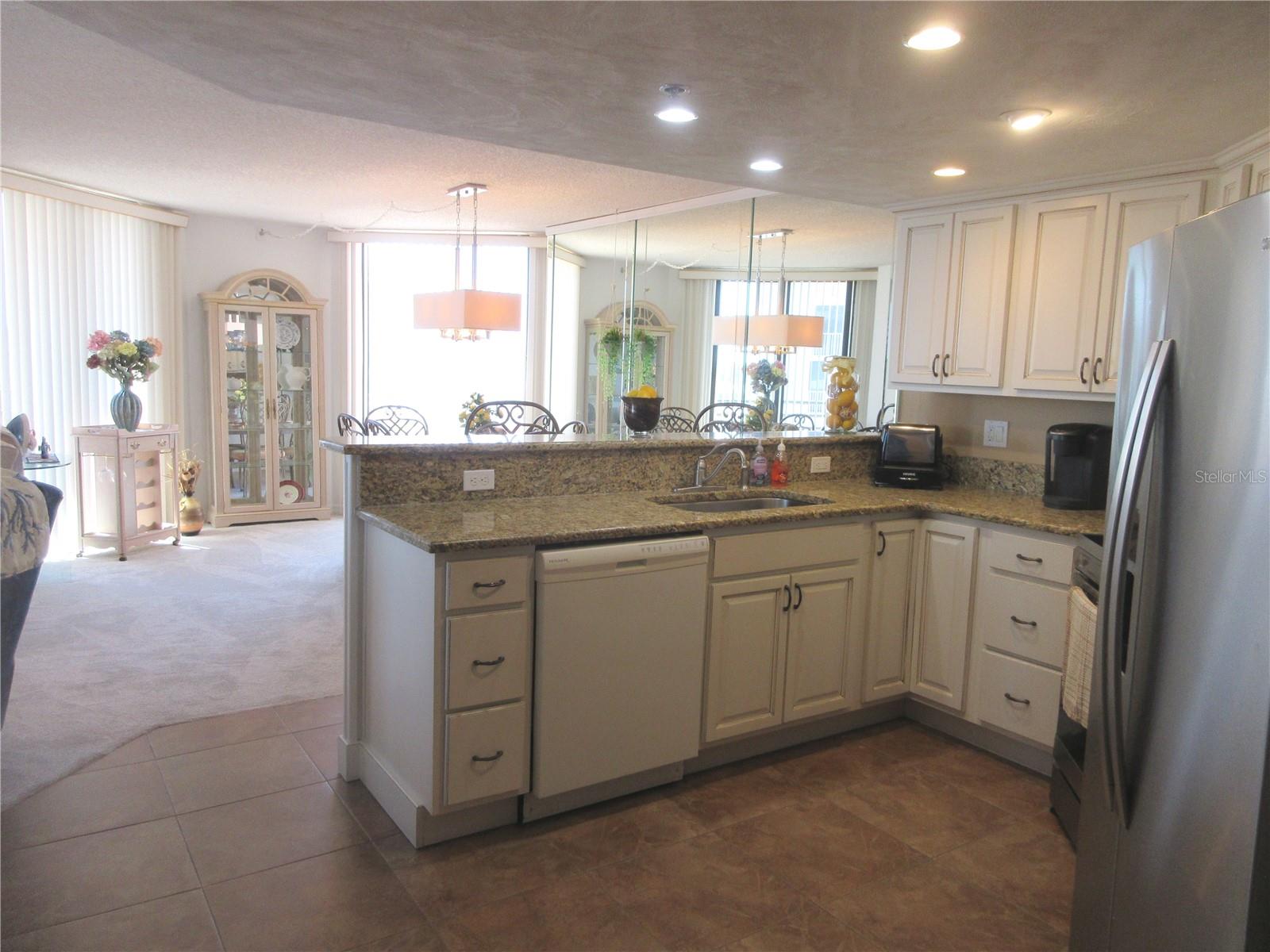 Image 5 of 31 For 3023 Atlantic Avenue 2070