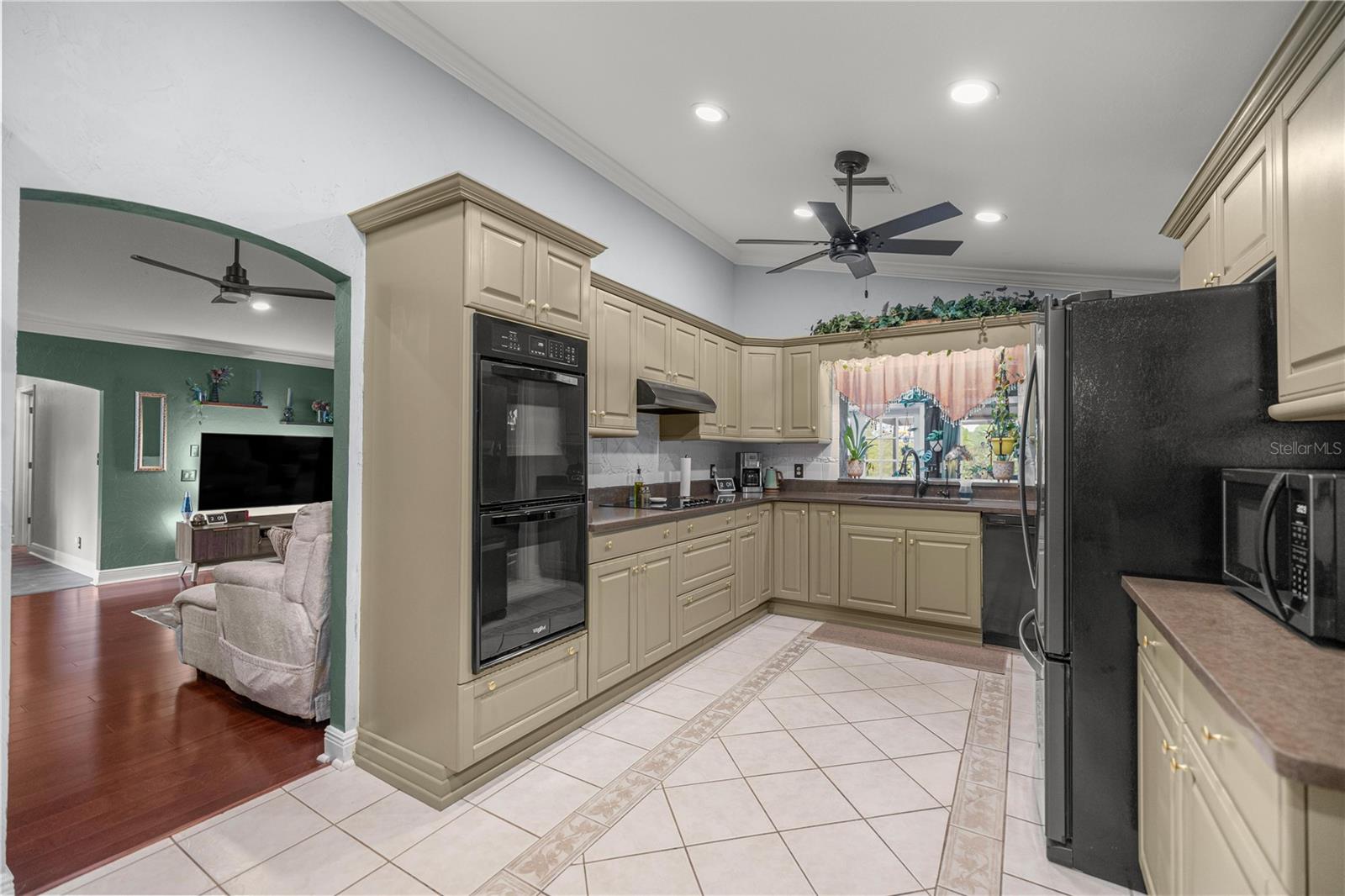 Image 15 of 51 For 4425 2nd Place