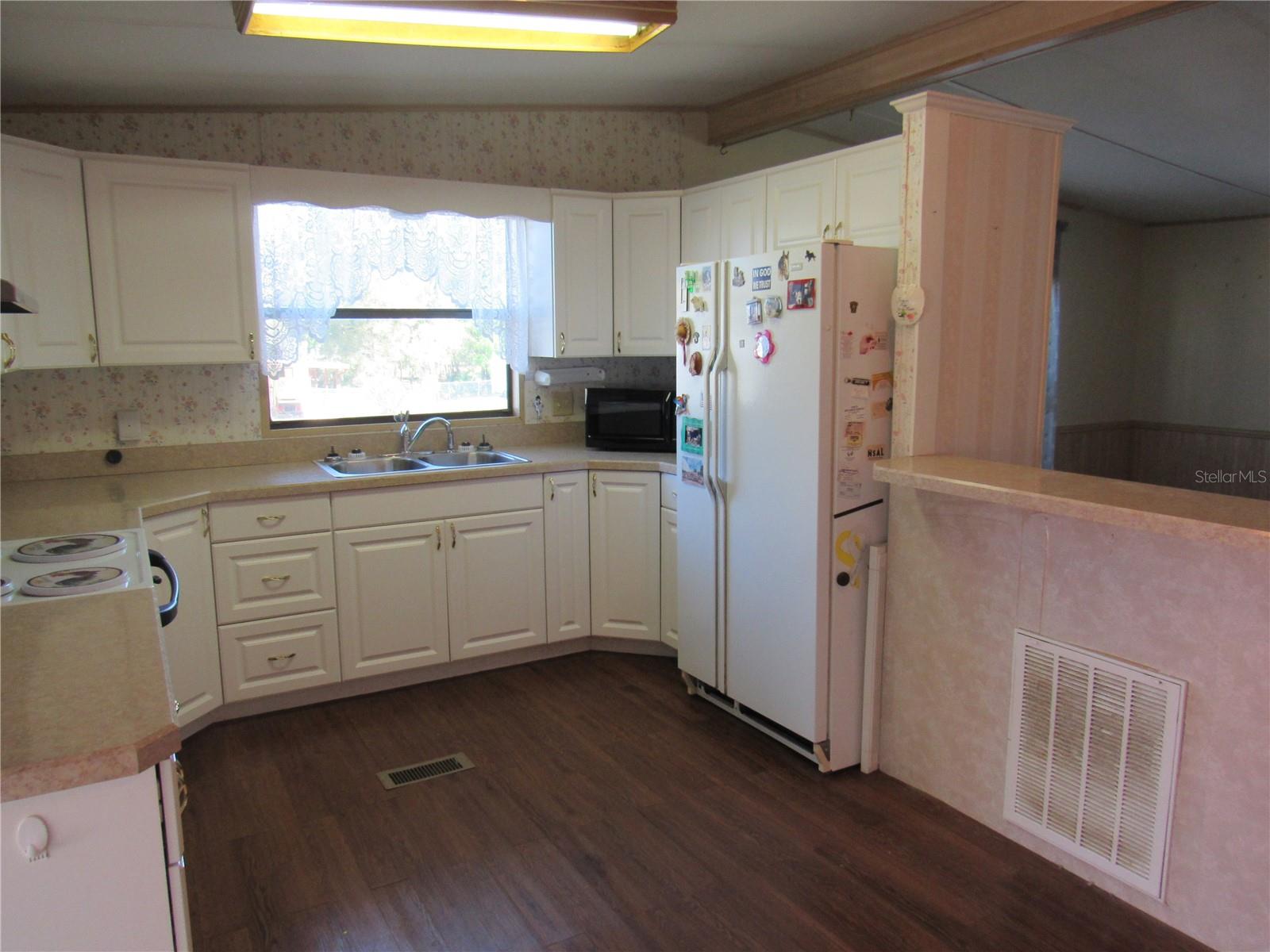 Image 15 of 36 For 13178 47th Court