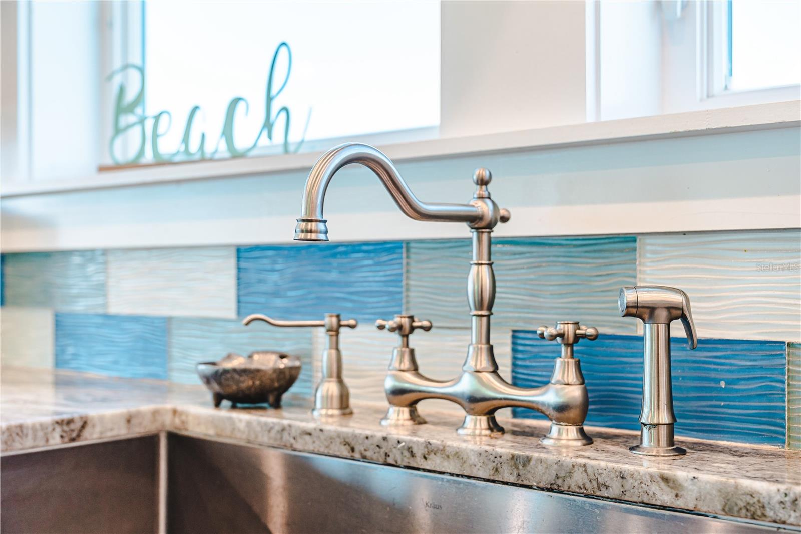 Image 12 of 100 For 469 Haven Road