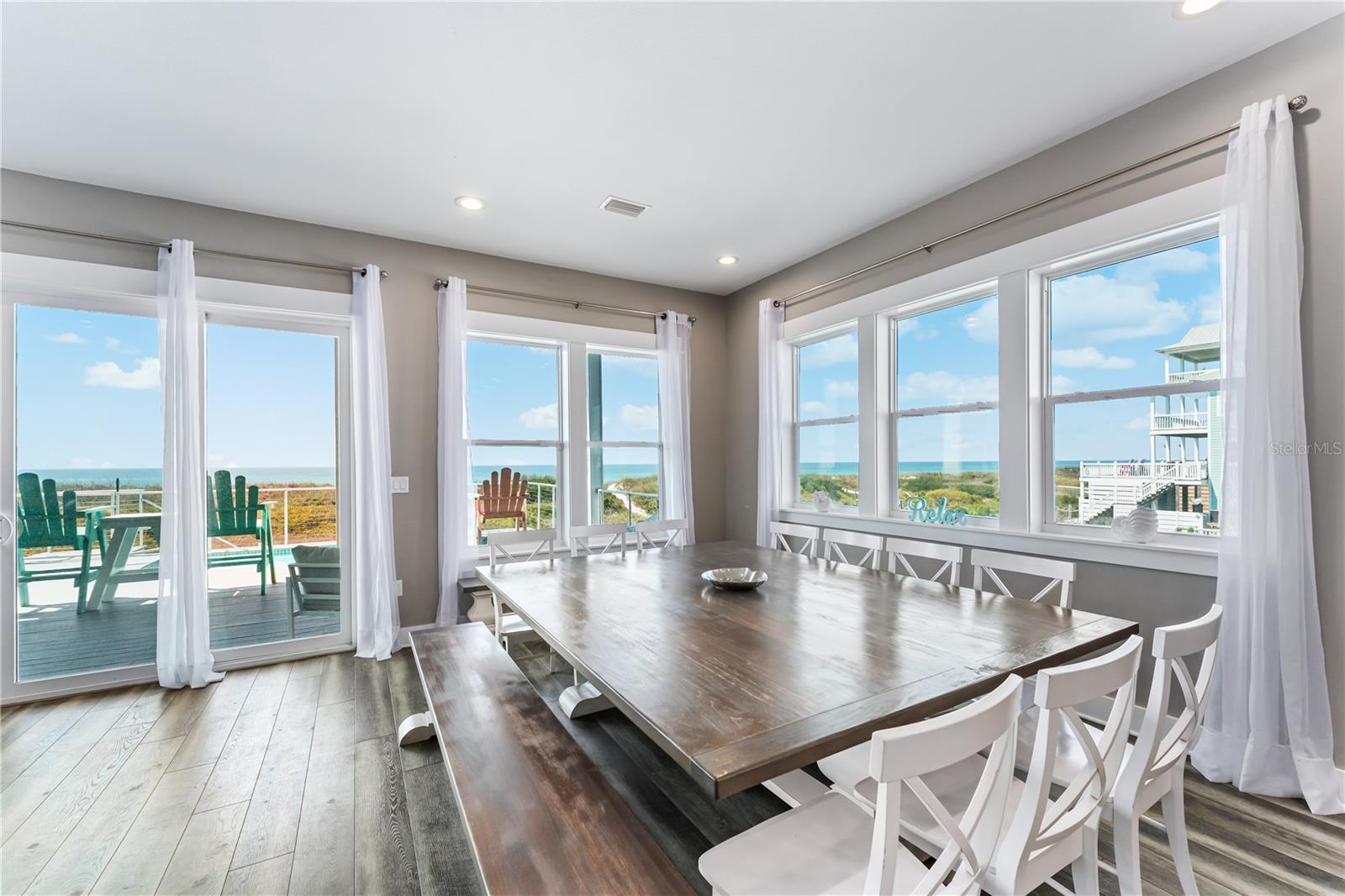 Image 16 of 100 For 469 Haven Road