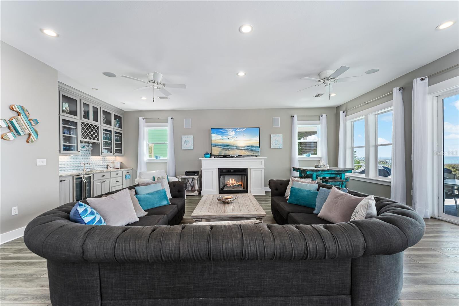 Image 17 of 100 For 469 Haven Road