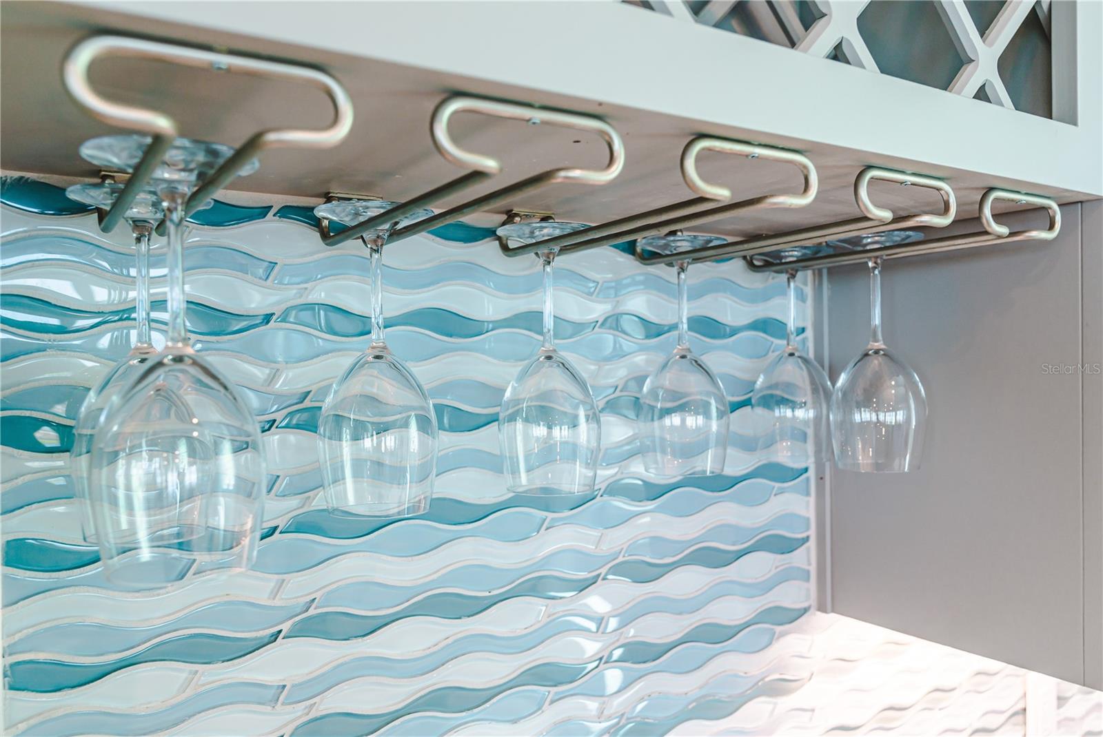 Image 23 of 100 For 469 Haven Road