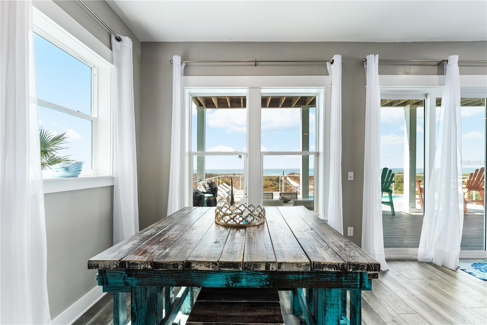 Image 24 of 100 For 469 Haven Road