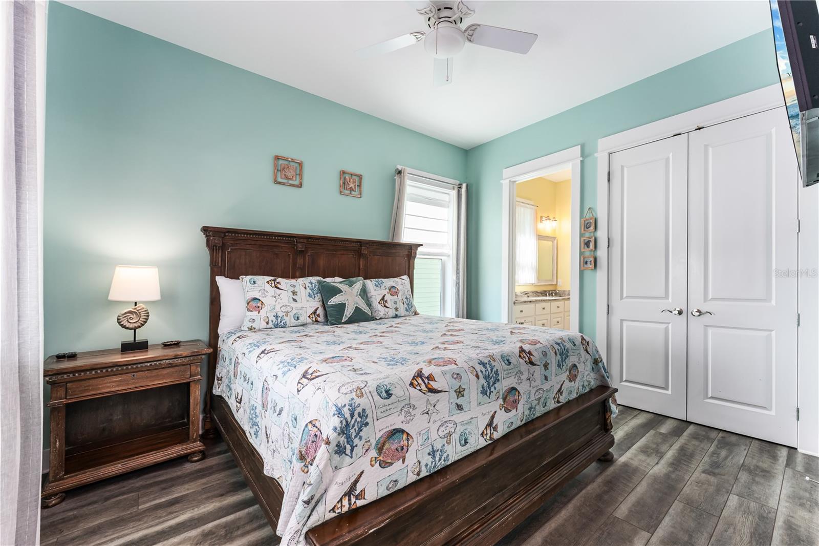 Image 26 of 100 For 469 Haven Road