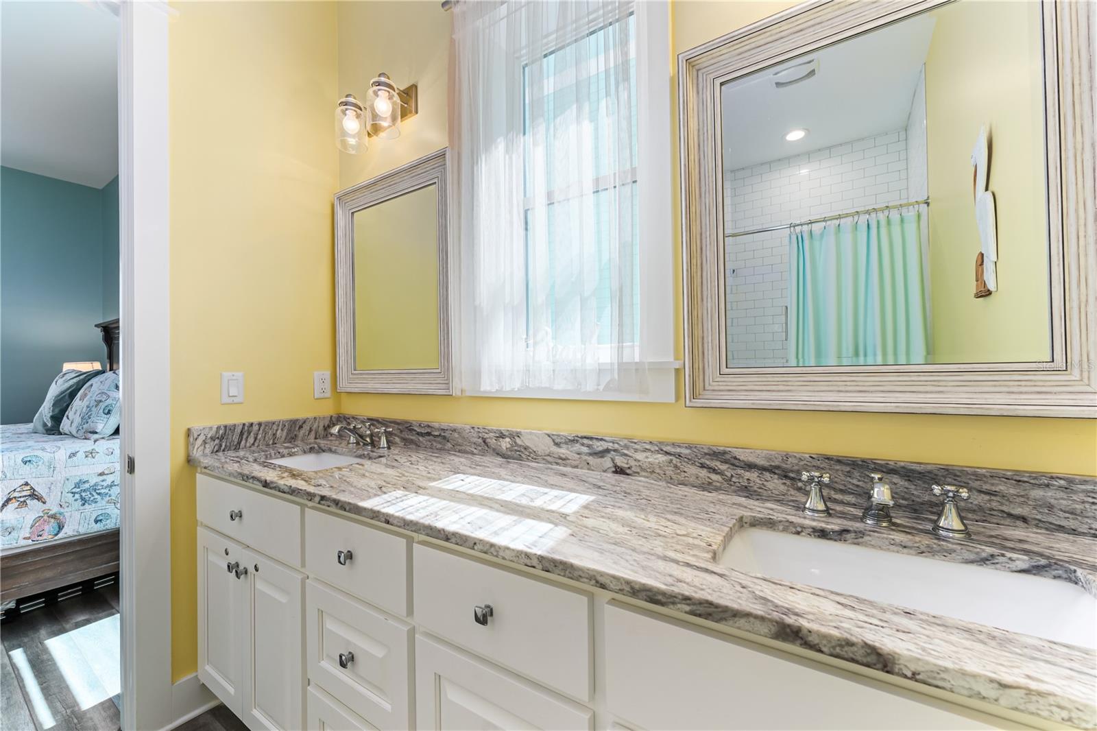 Image 29 of 100 For 469 Haven Road