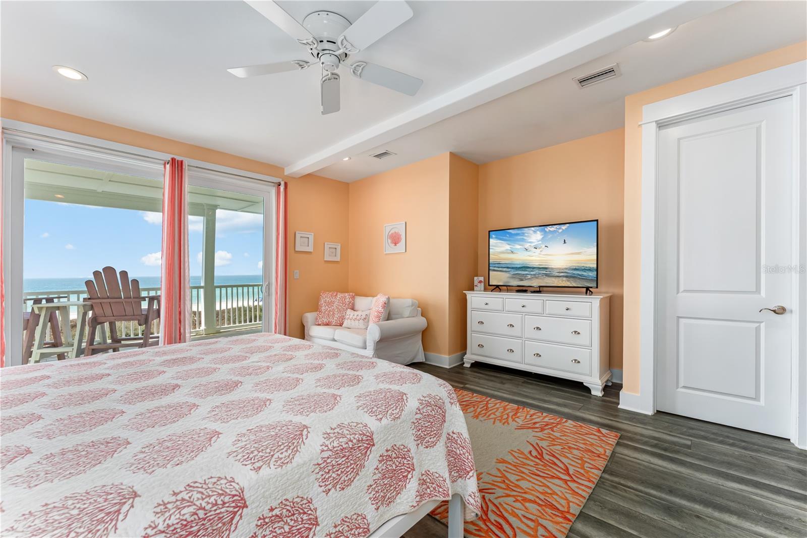 Image 44 of 100 For 469 Haven Road