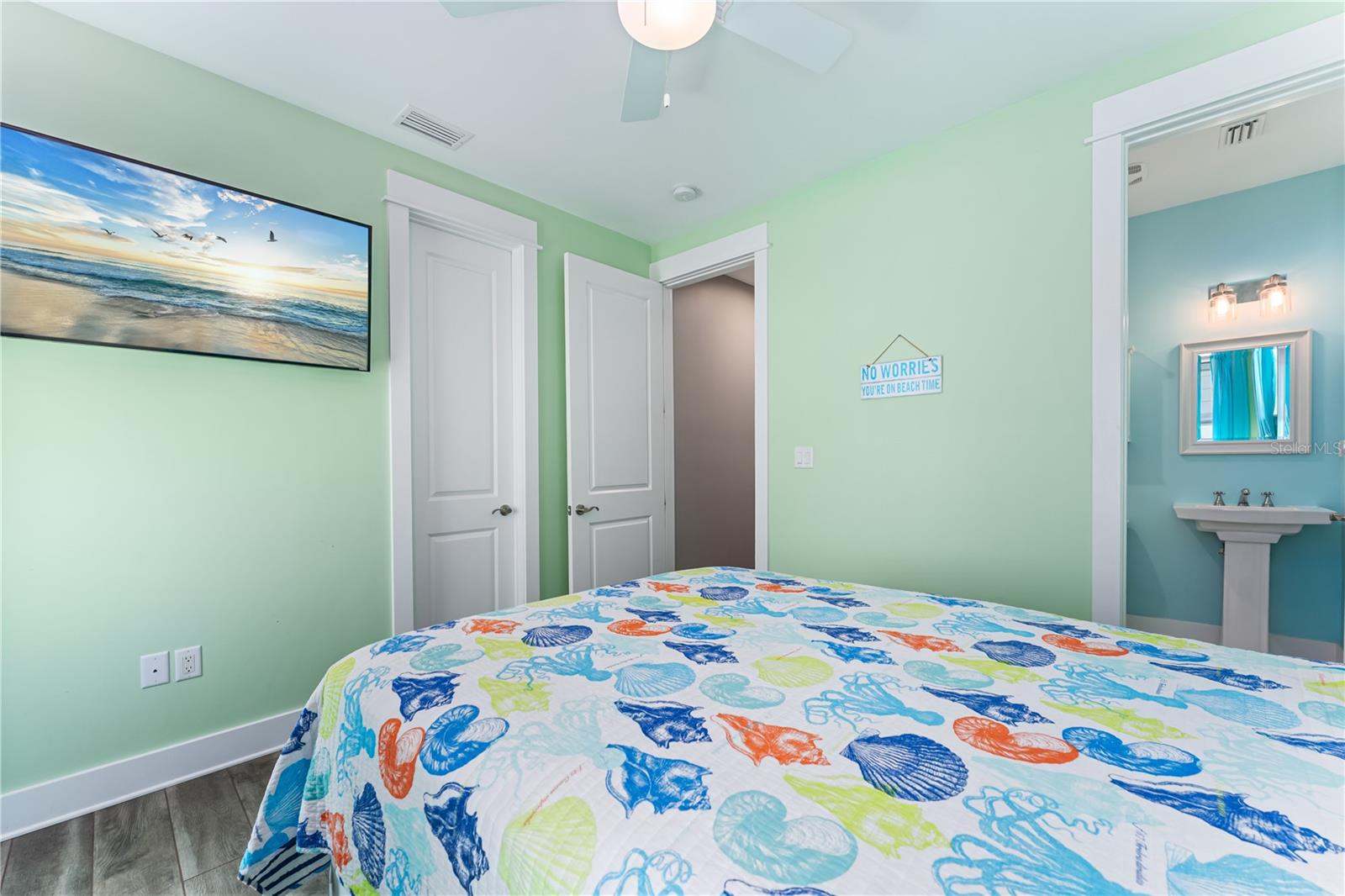 Image 64 of 100 For 469 Haven Road