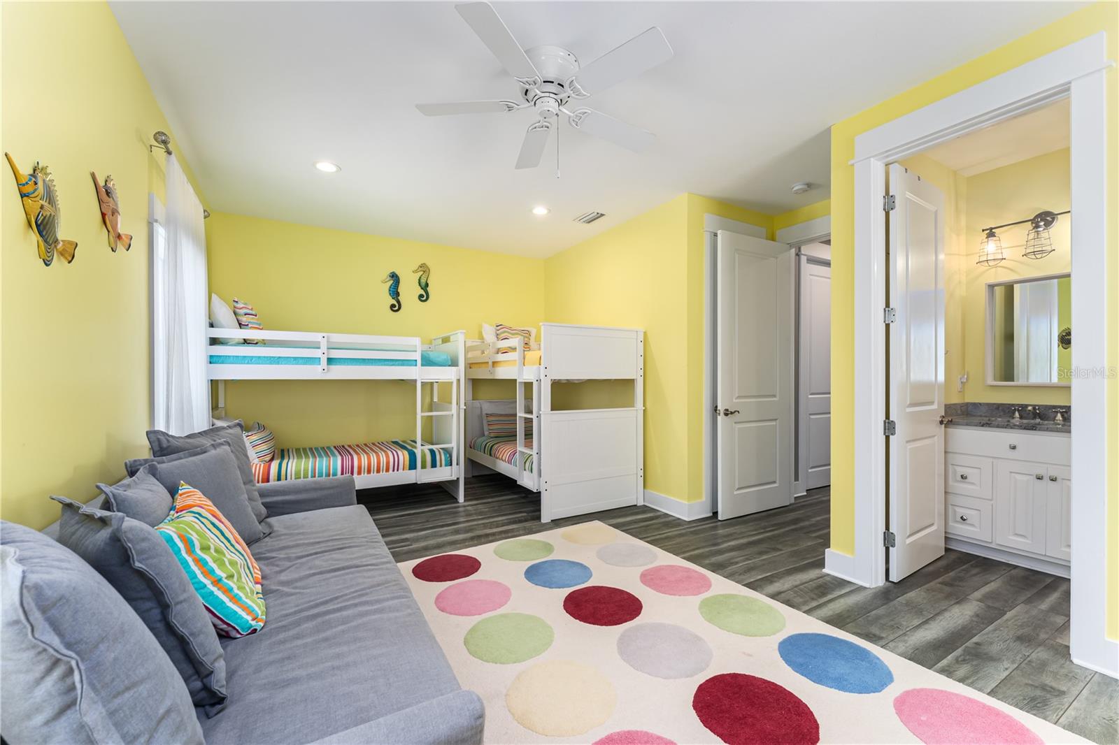 Image 79 of 100 For 469 Haven Road