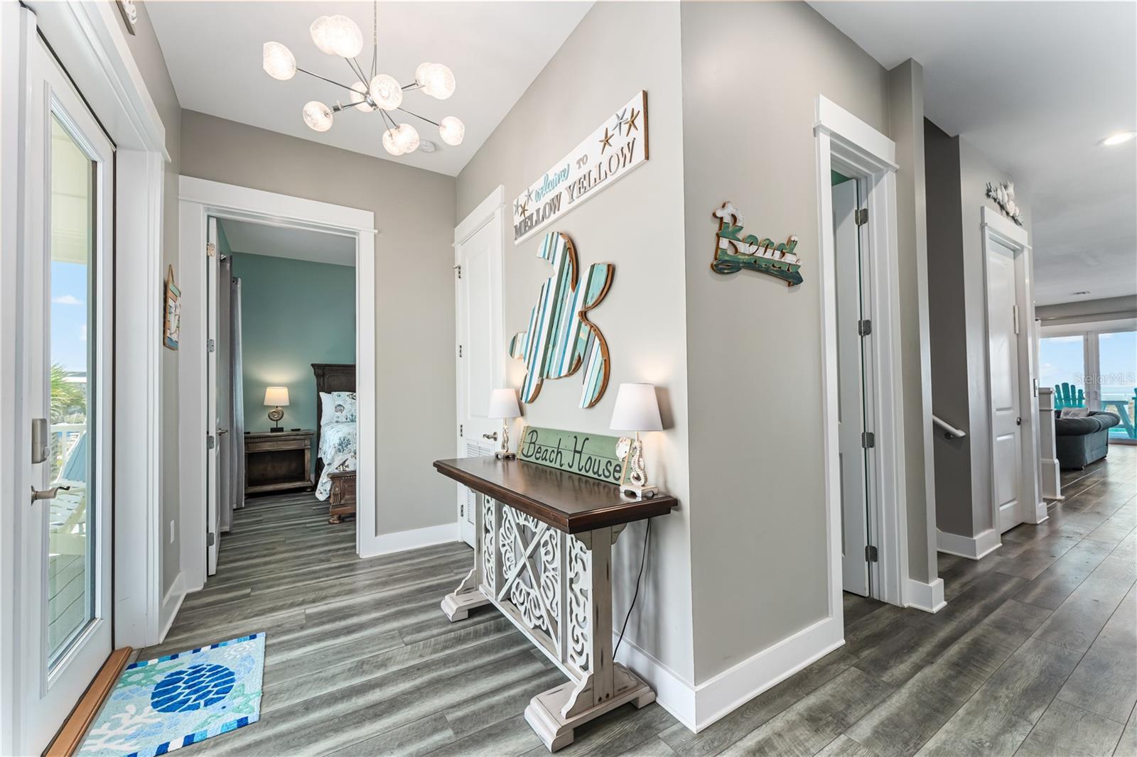 Image 8 of 100 For 469 Haven Road