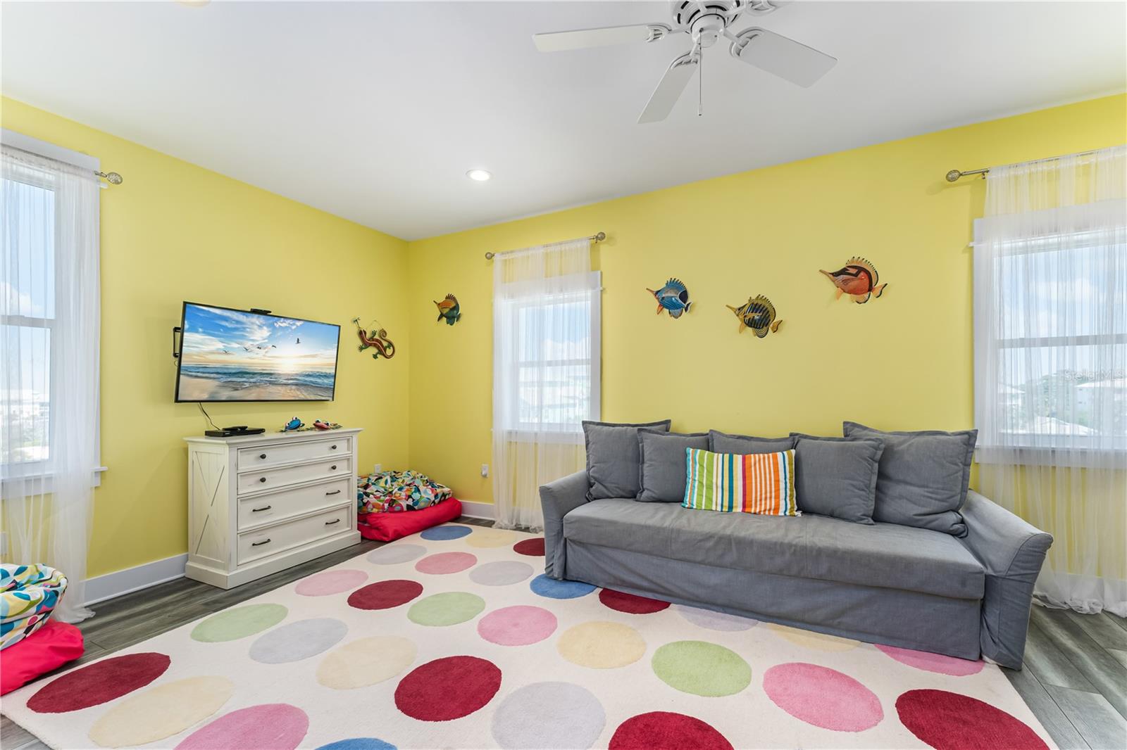 Image 81 of 100 For 469 Haven Road