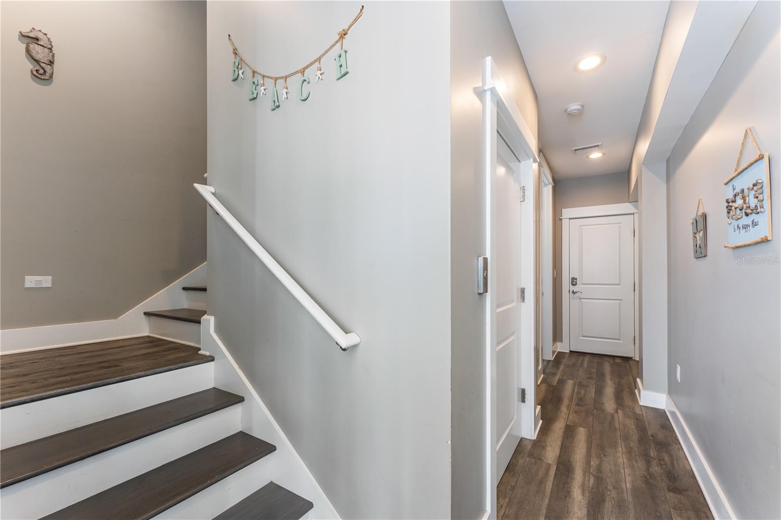 Image 84 of 100 For 469 Haven Road