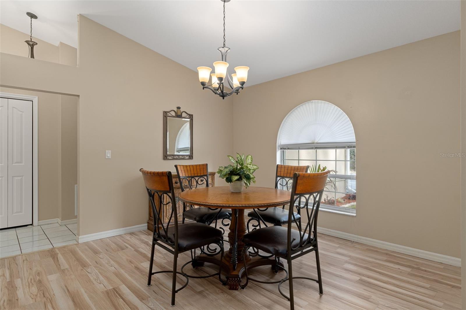 Image 10 of 45 For 3212 Camilo Drive