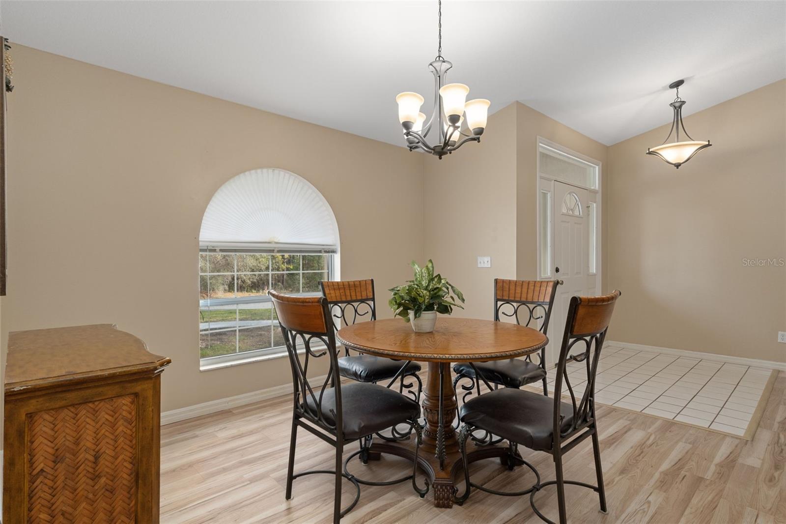 Image 11 of 45 For 3212 Camilo Drive