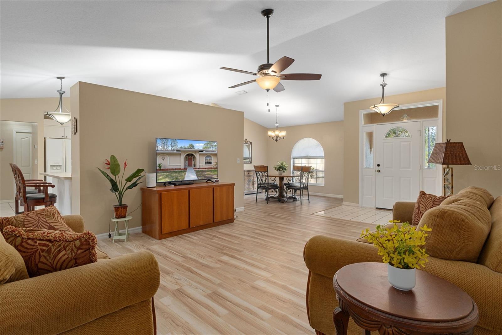 Image 8 of 45 For 3212 Camilo Drive