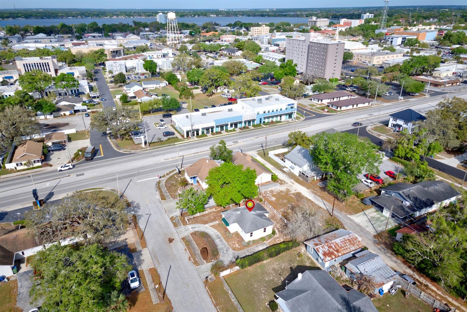 Image 35 of 35 For 121 Bates Avenue Se