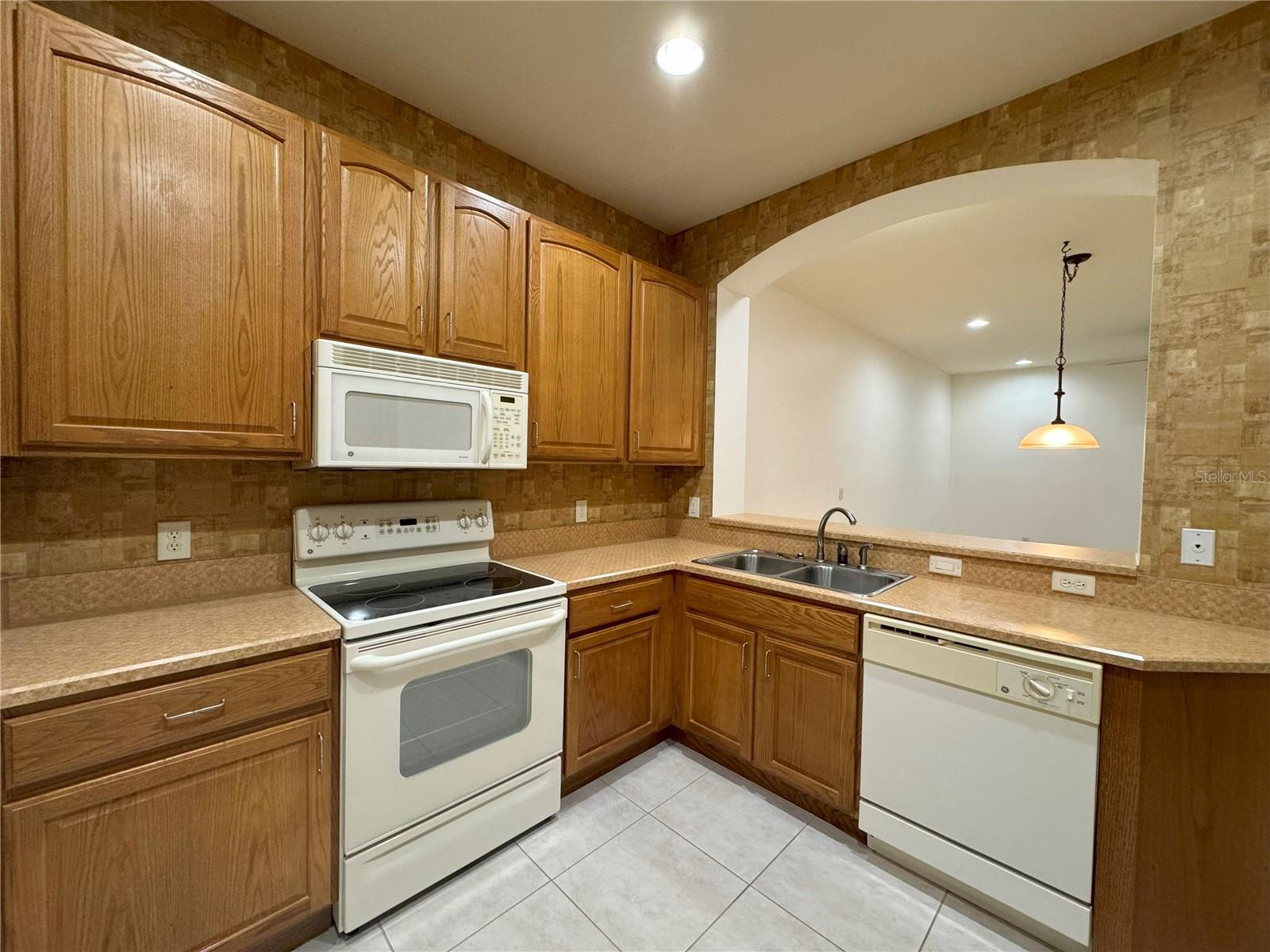 Image 11 of 46 For 1707 Spring Meadow Loop