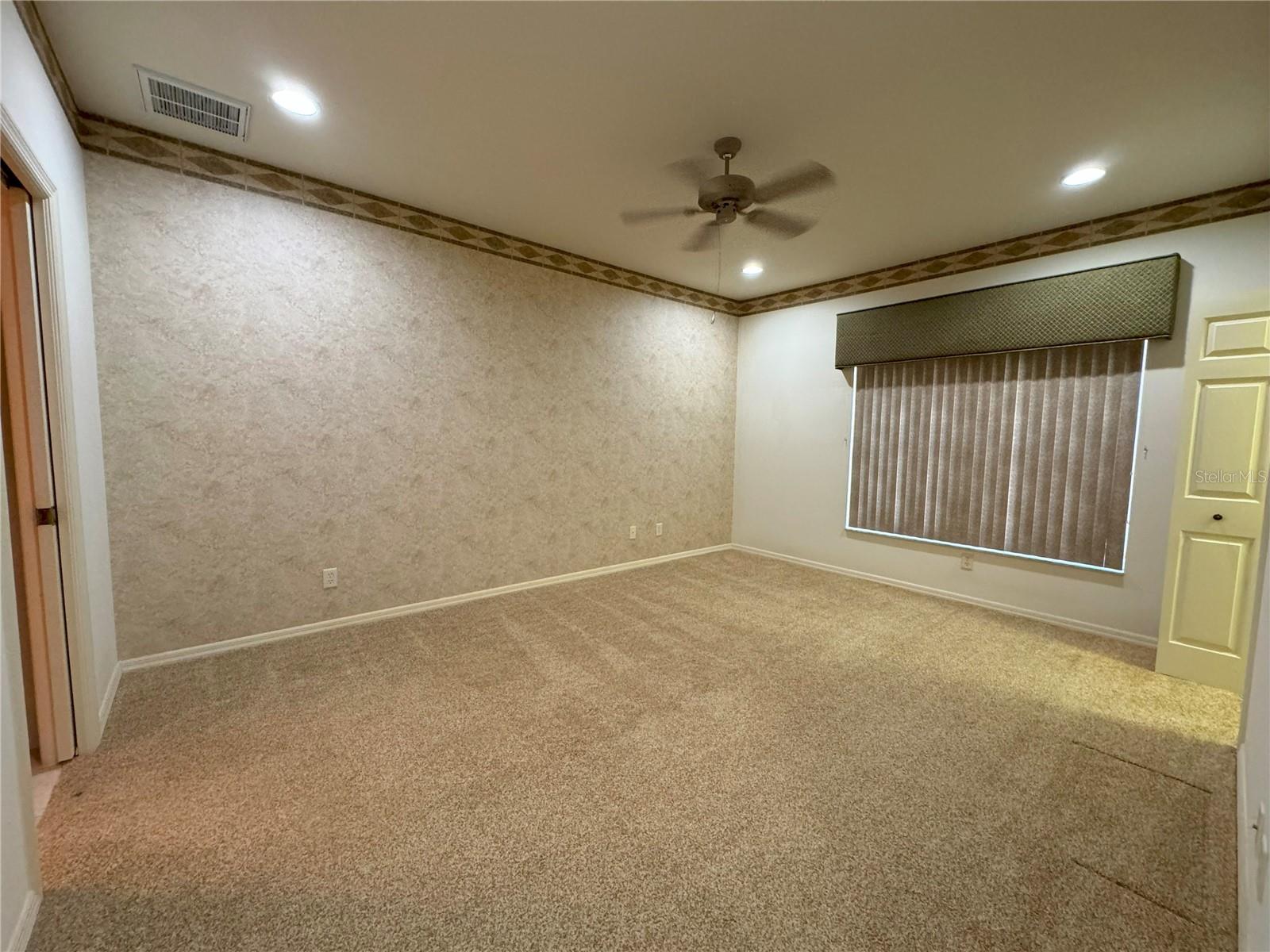 Image 18 of 46 For 1707 Spring Meadow Loop