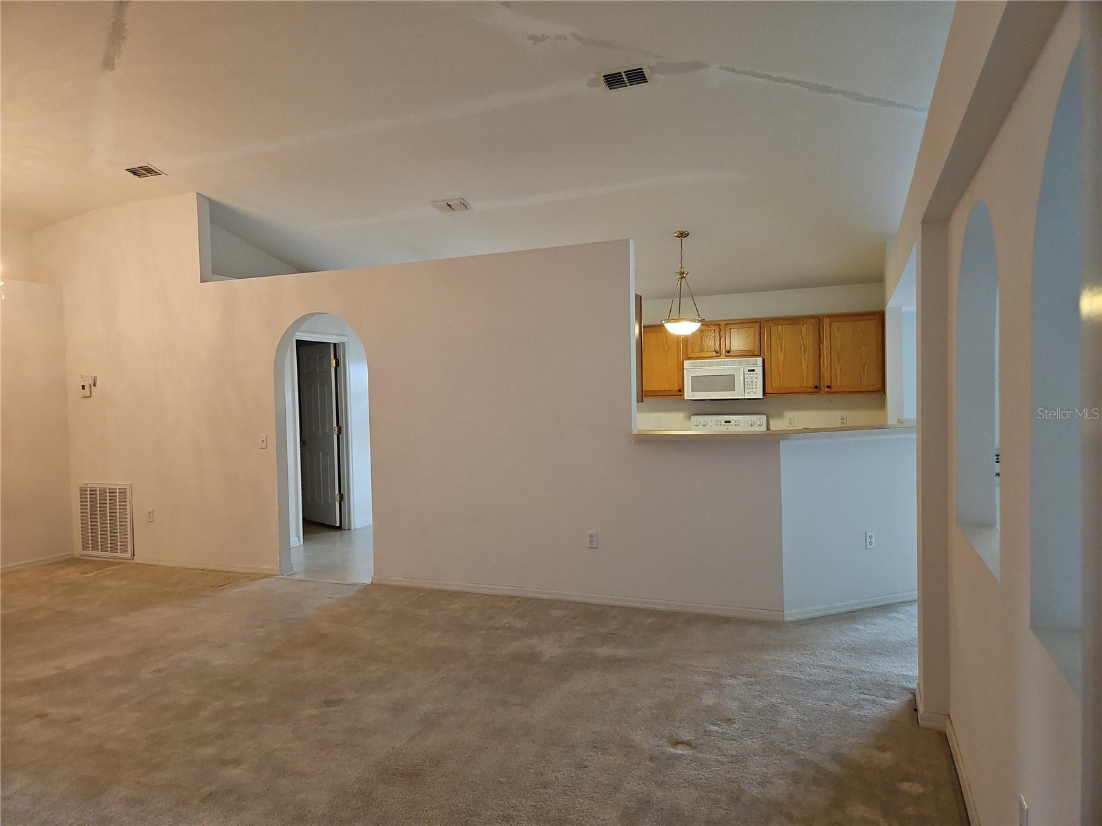 Image 4 of 20 For 6925 Hemlock Road