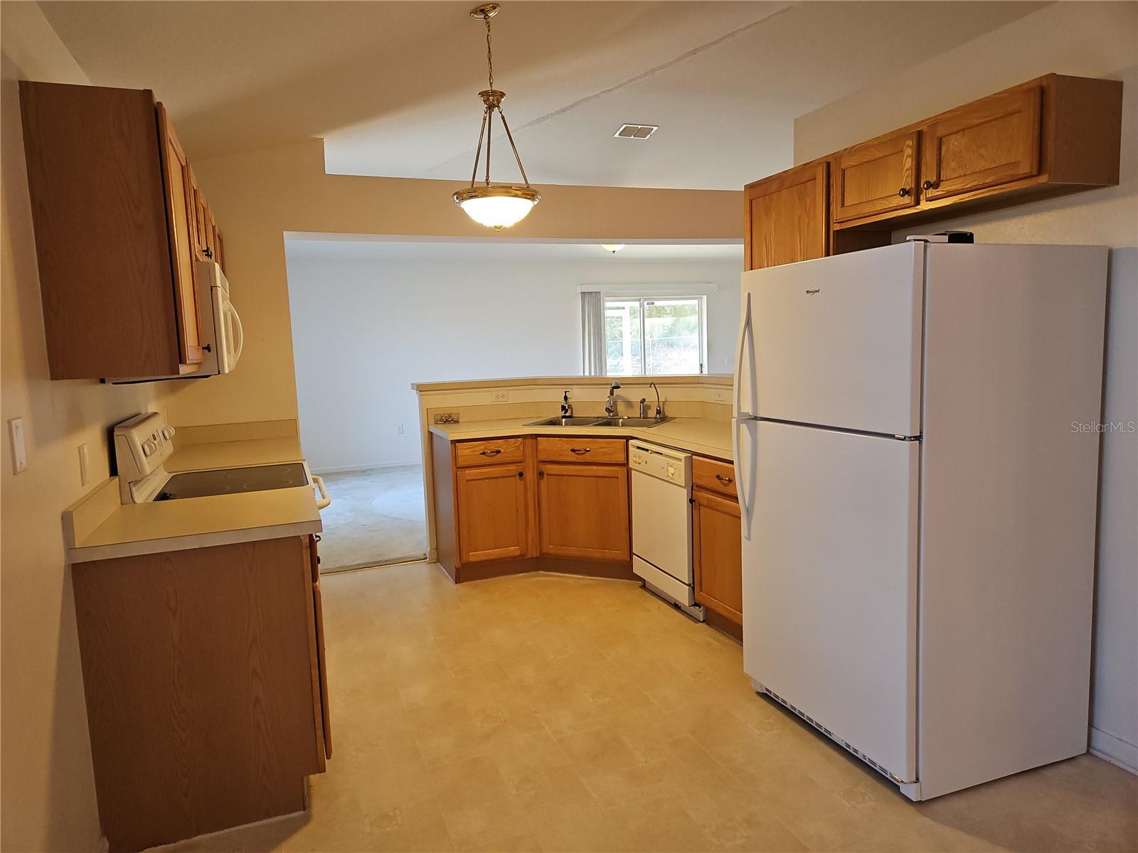 Image 7 of 20 For 6925 Hemlock Road