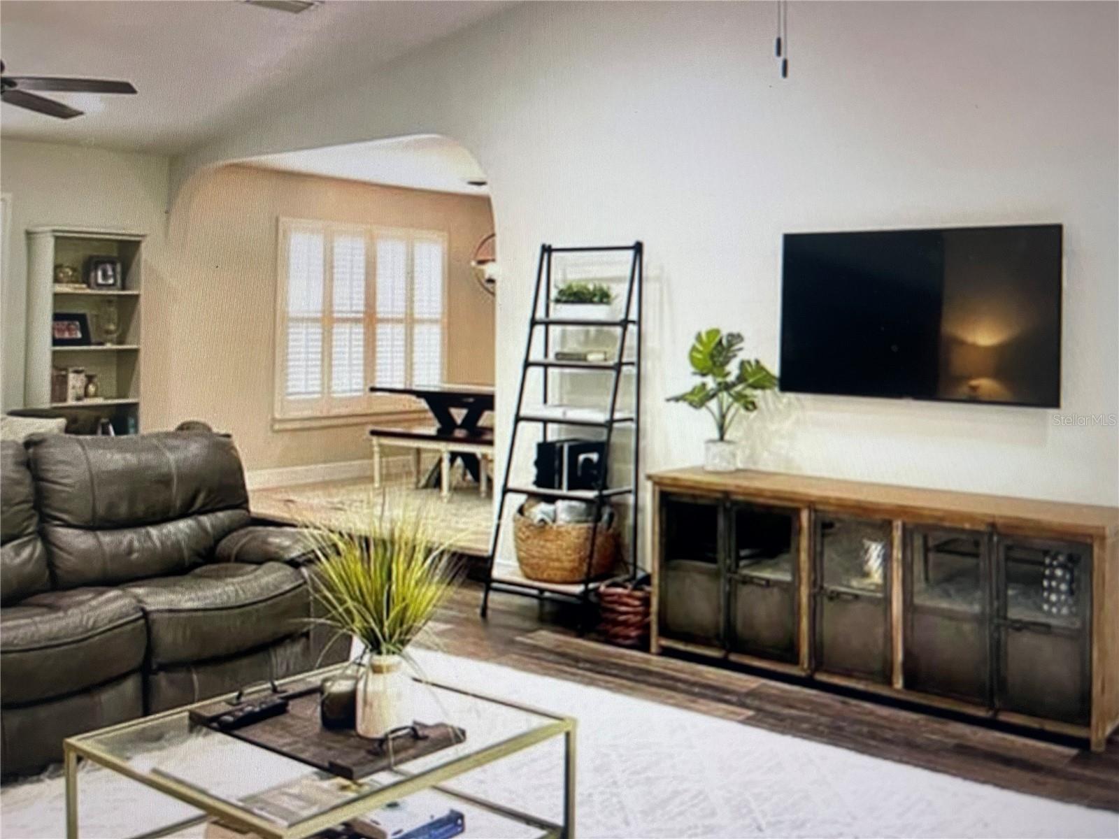 Image 14 of 27 For 3829 17th Street