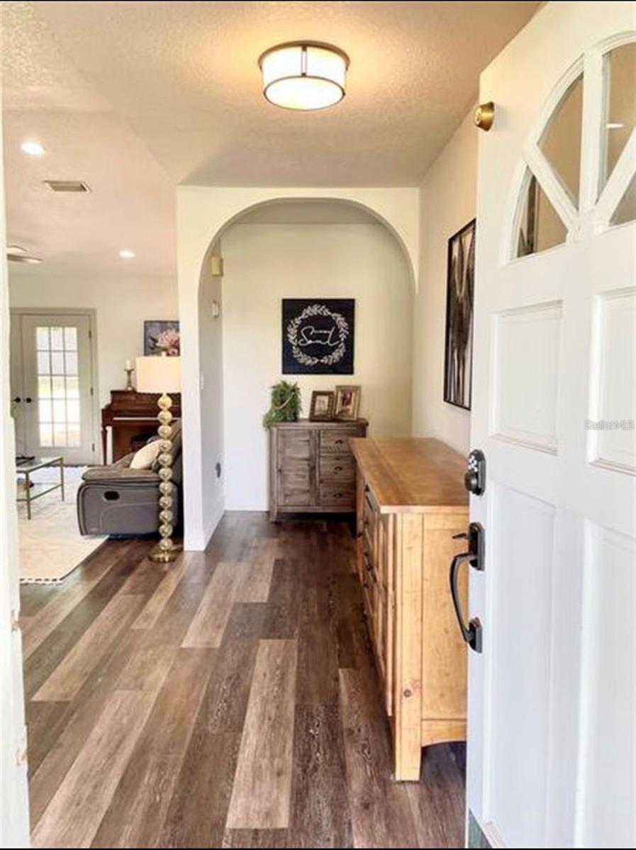 Image 9 of 27 For 3829 17th Street