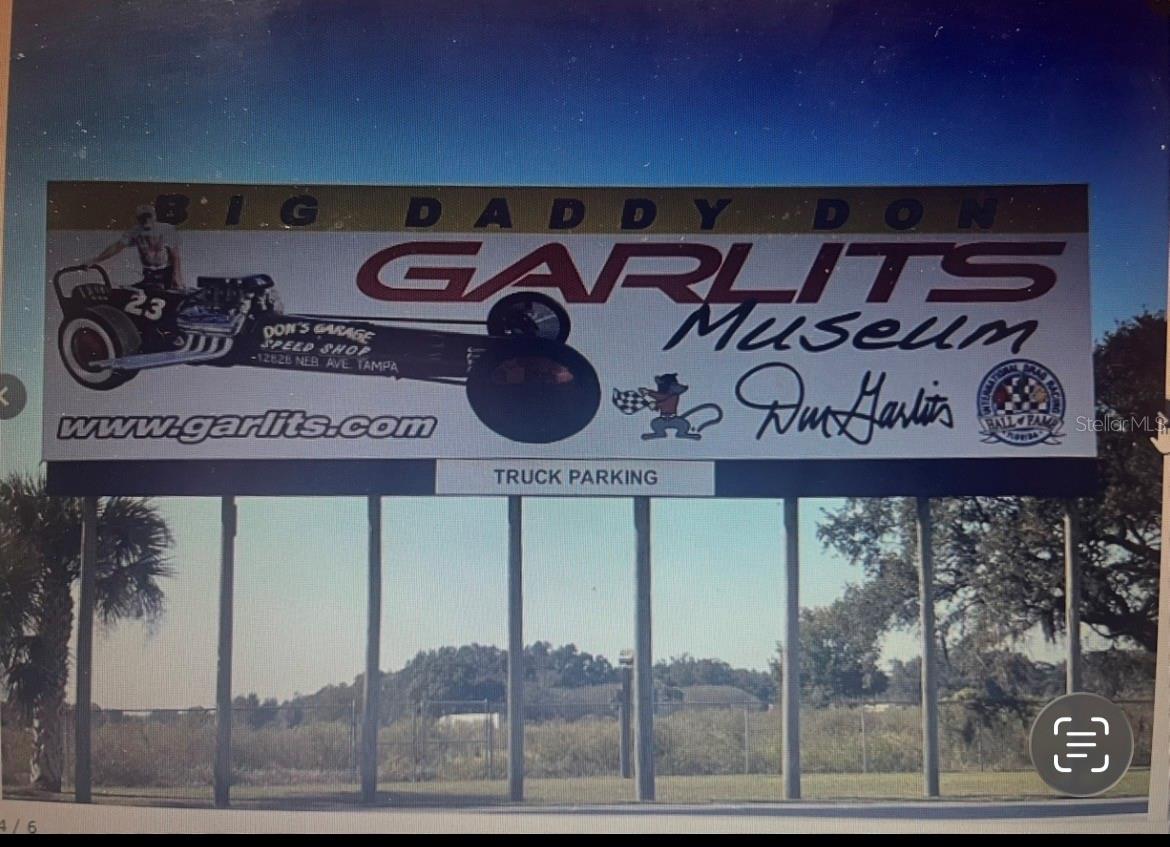 Image 4 of 6 For 8824 161 Place