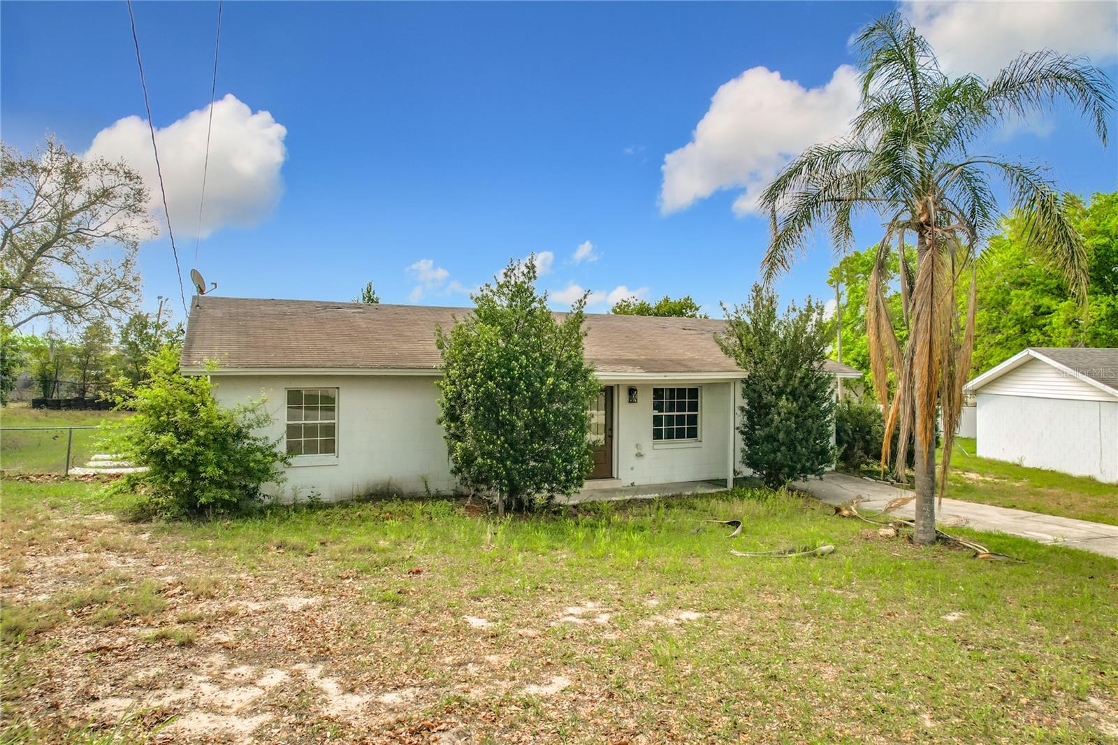 Image 27 of 41 For 201 Valencia Drive