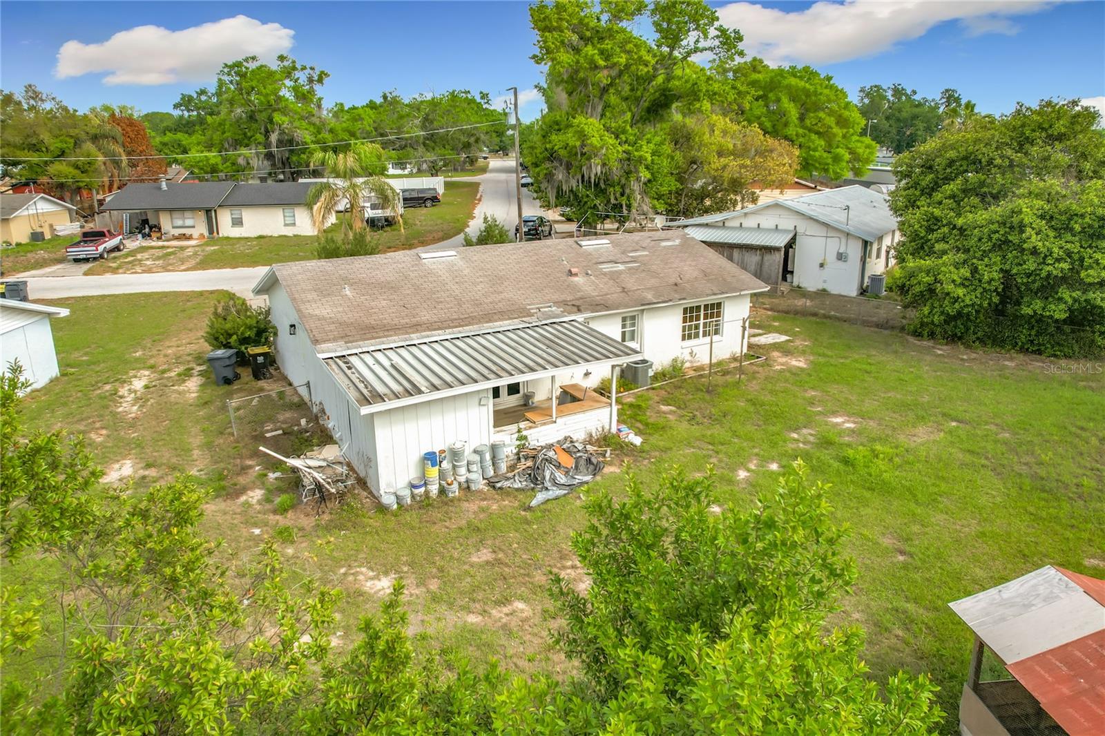 Image 36 of 41 For 201 Valencia Drive