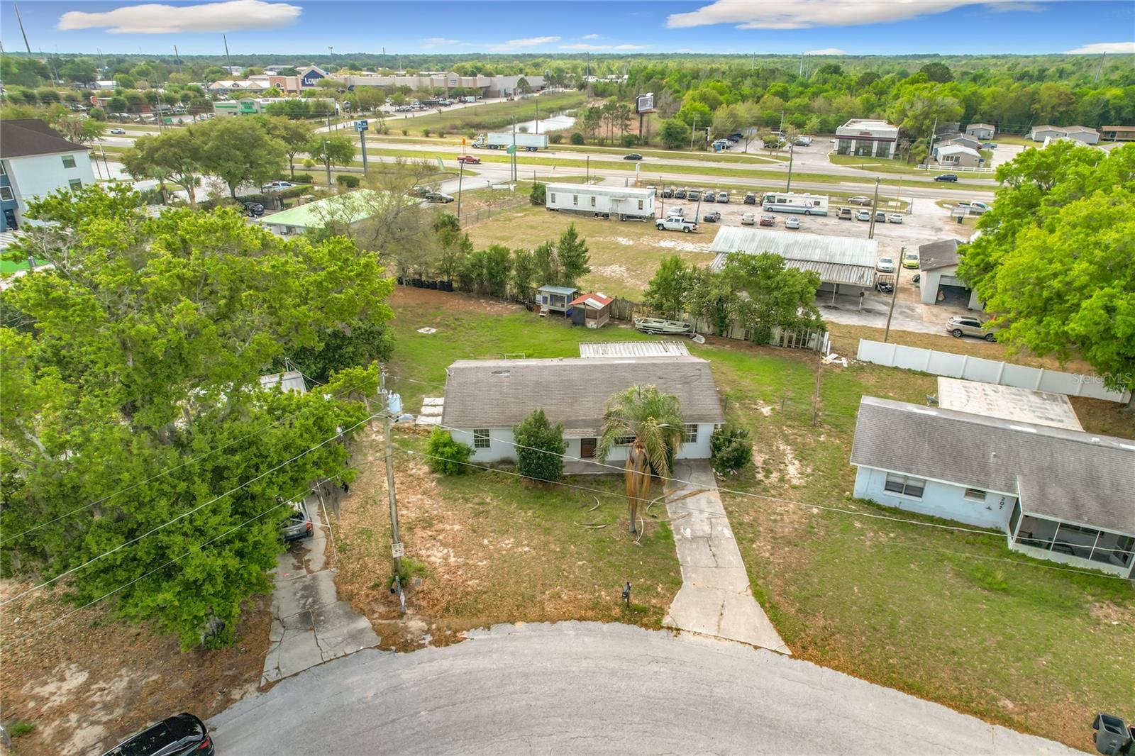 Image 39 of 41 For 201 Valencia Drive