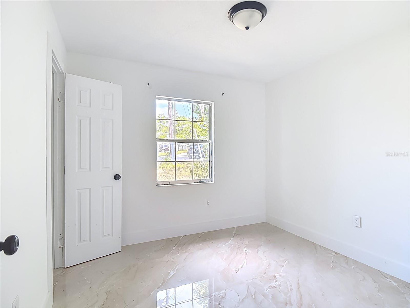 Image 9 of 41 For 201 Valencia Drive