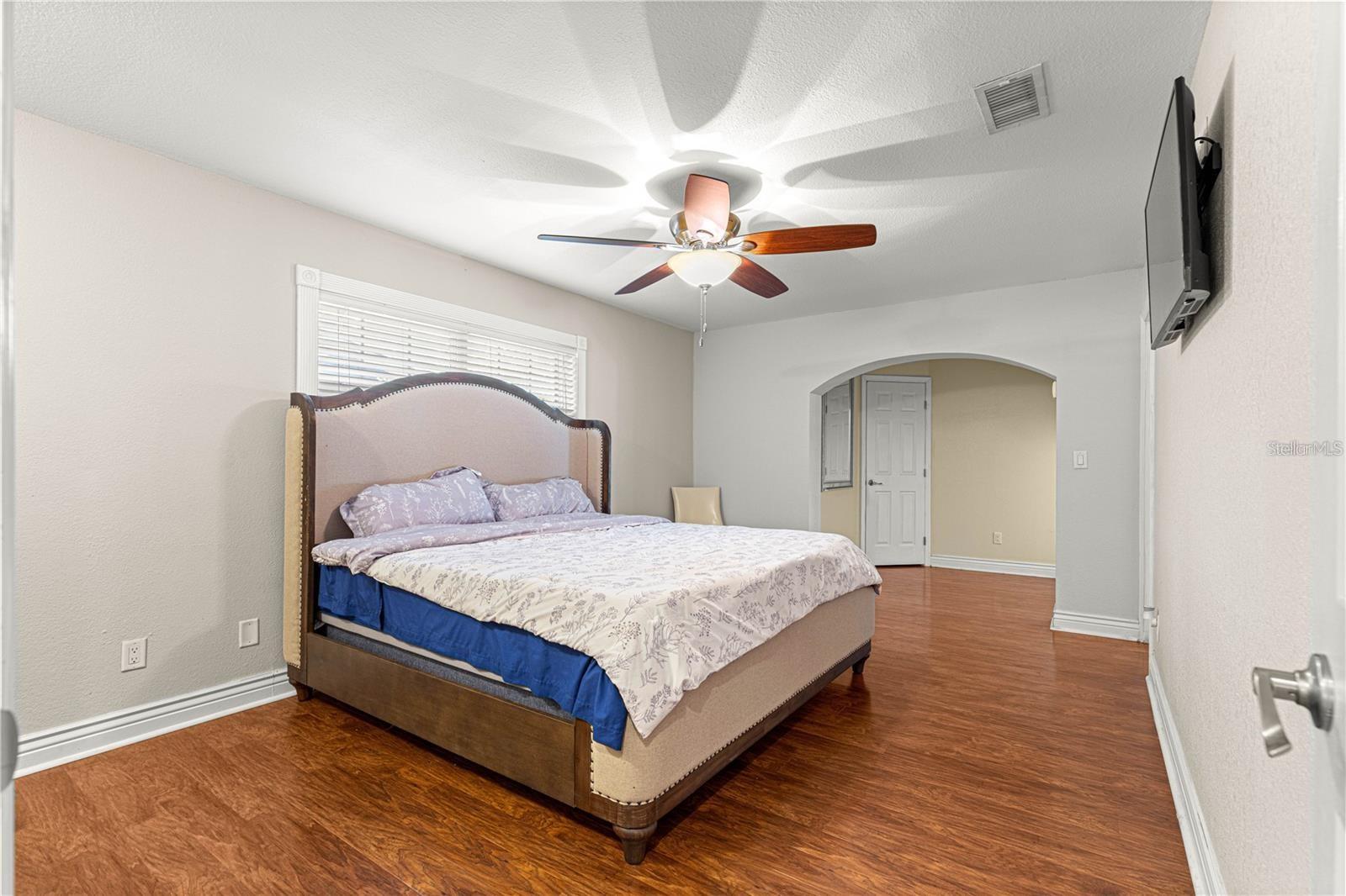 Image 5 of 12 For 126 41st Avenue