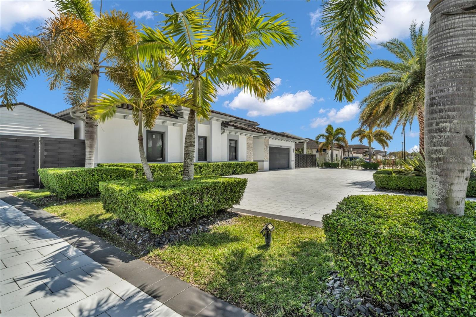 Image 2 of 66 For 21301 132nd Court