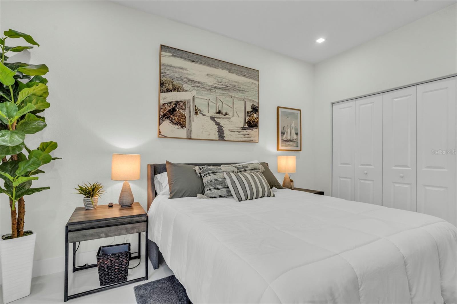 Image 31 of 66 For 21301 132nd Court