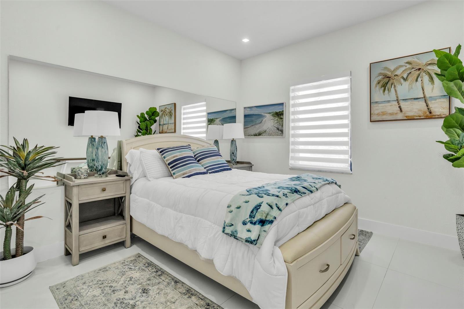 Image 33 of 66 For 21301 132nd Court