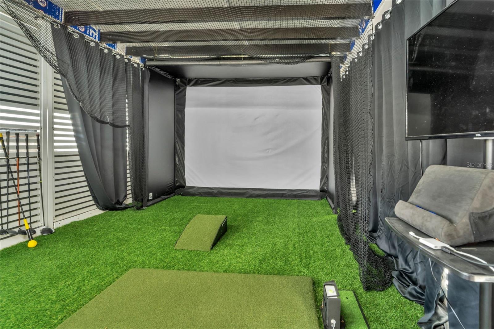 Image 54 of 66 For 21301 132nd Court