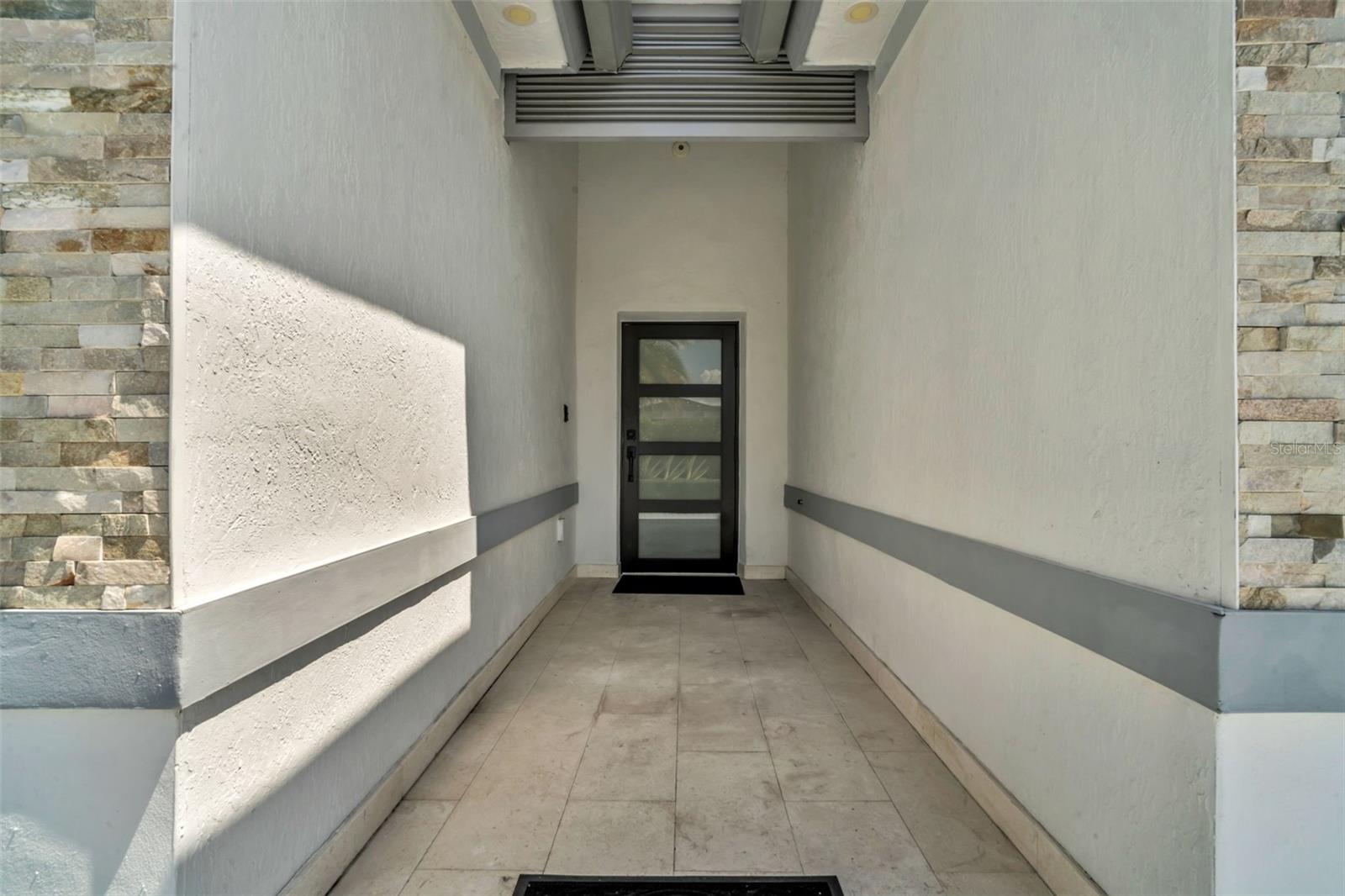 Image 6 of 66 For 21301 132nd Court