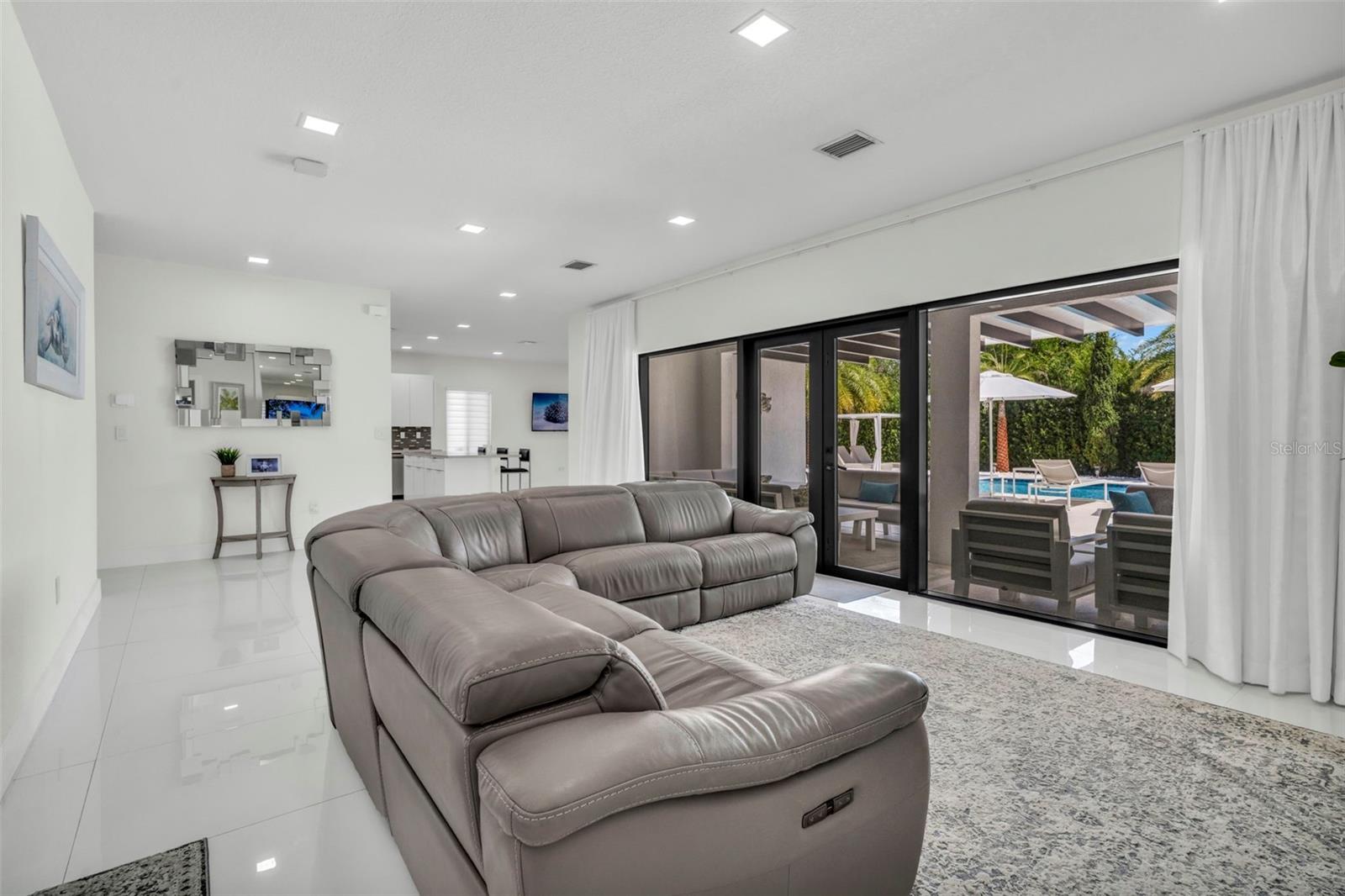 Image 8 of 66 For 21301 132nd Court