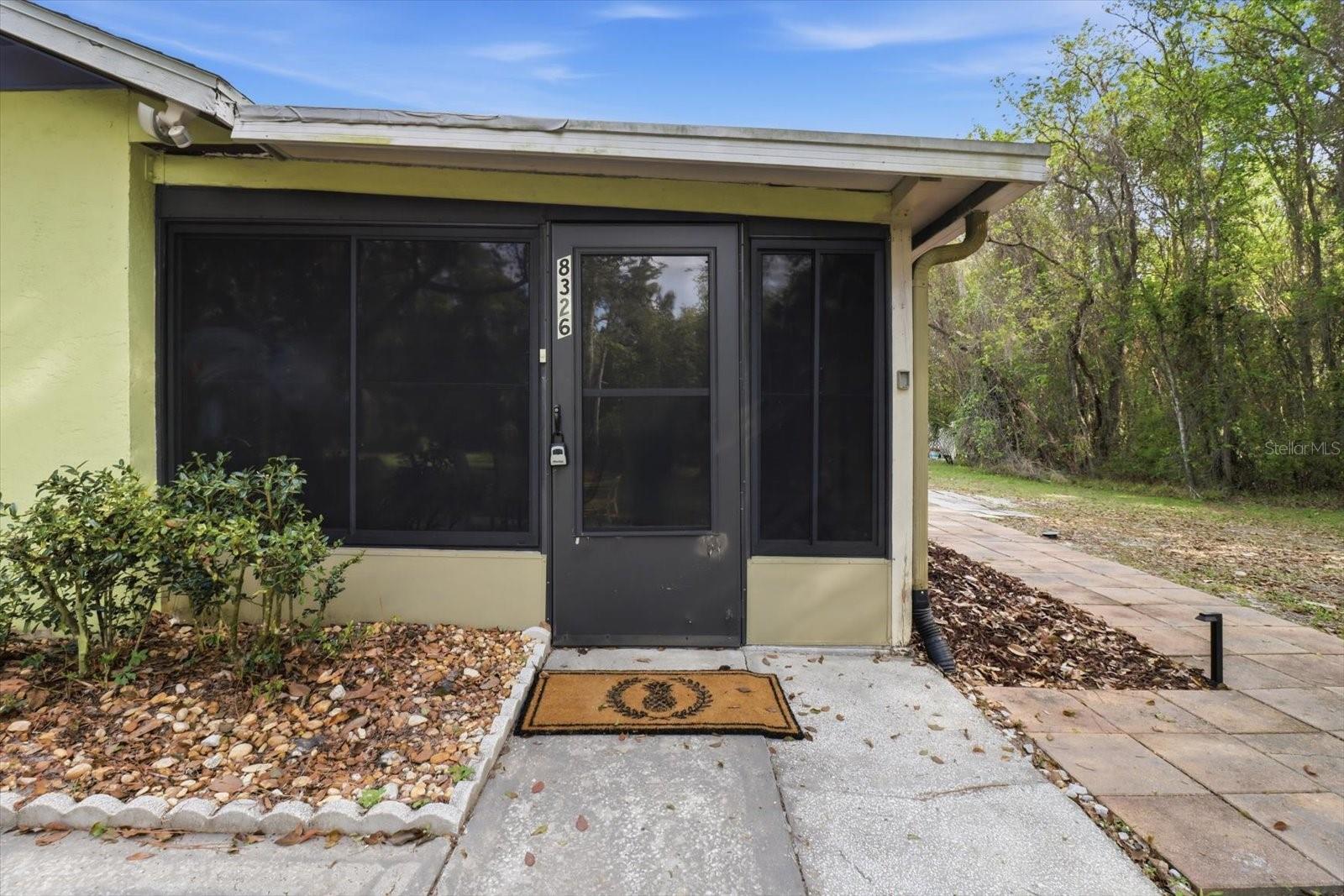 Image 21 of 39 For 8326 Earl Loop