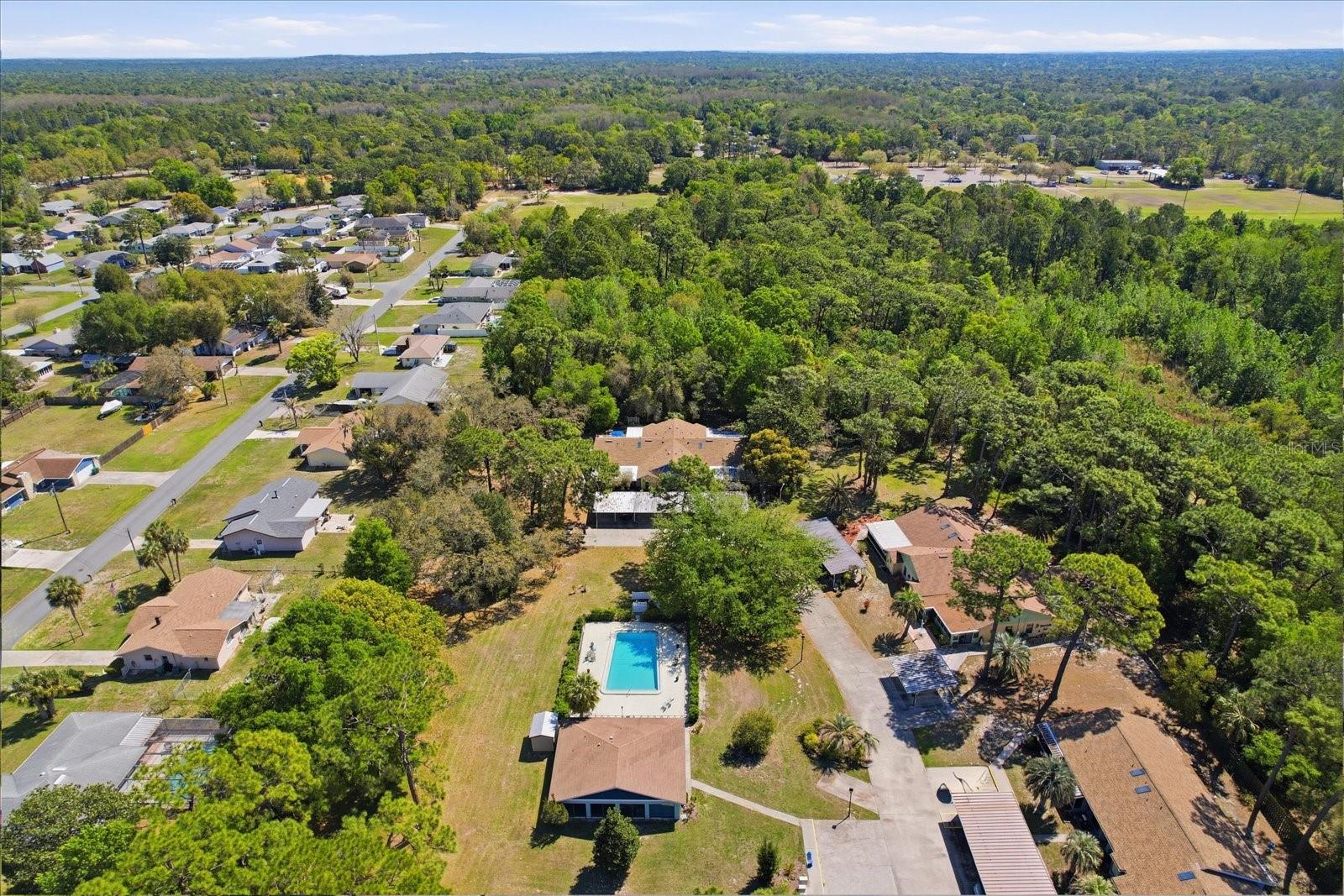 Image 30 of 39 For 8326 Earl Loop