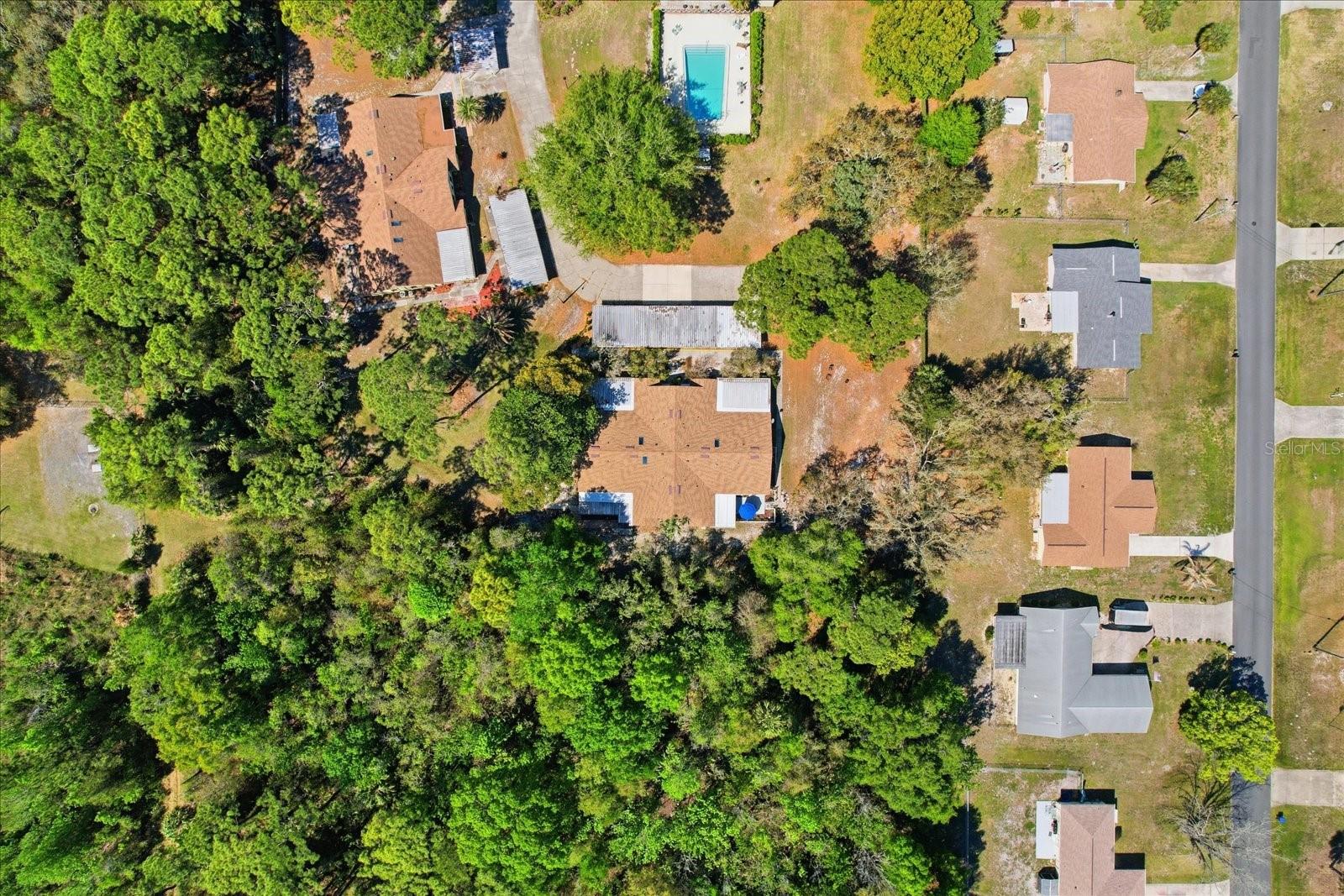 Image 32 of 39 For 8326 Earl Loop