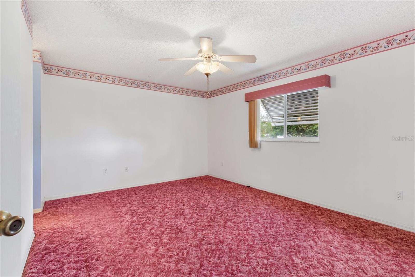 Image 16 of 43 For 9850 178th Lane